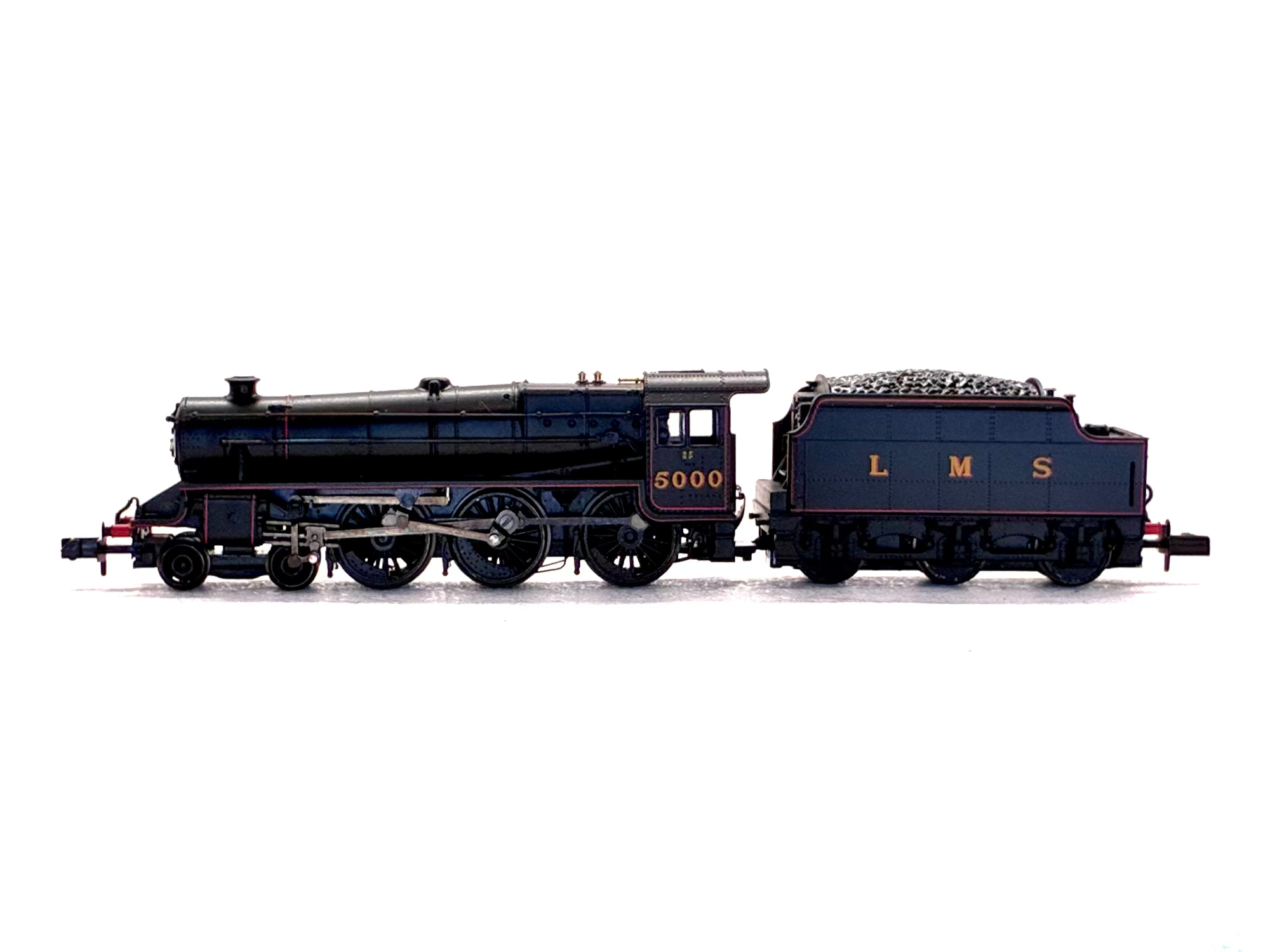 Graham Farish 372-135A Class 5MT 'Black 5' 5000 black steam locomotive side view