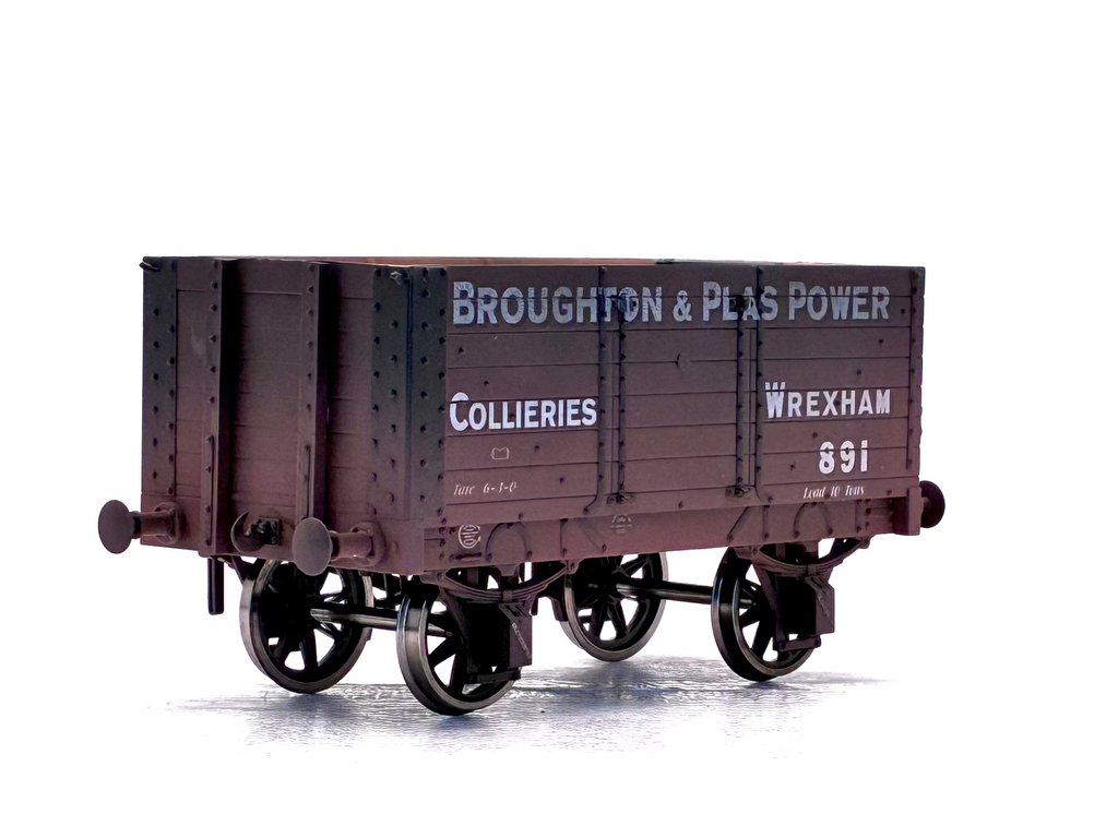 Dapol O Guage Broughton and Plas Power, Wrexham Wagon back view