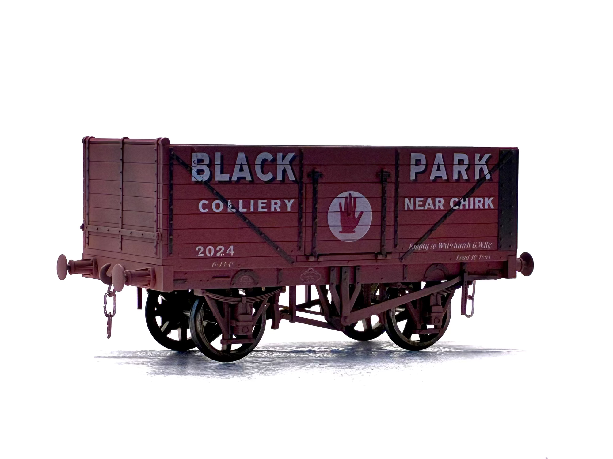 Dapol O Guage Black Park, Chirk Weathered Front View