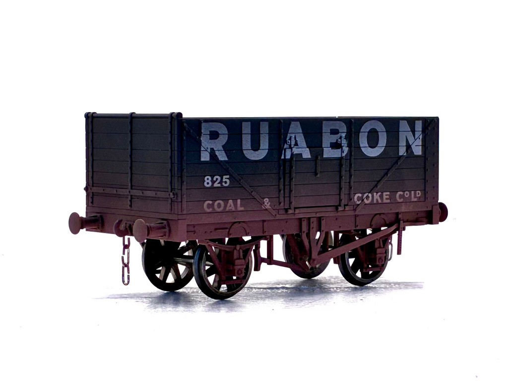 Dapol O Guage Ruabon Coal & Coke Ltd weathered Front view