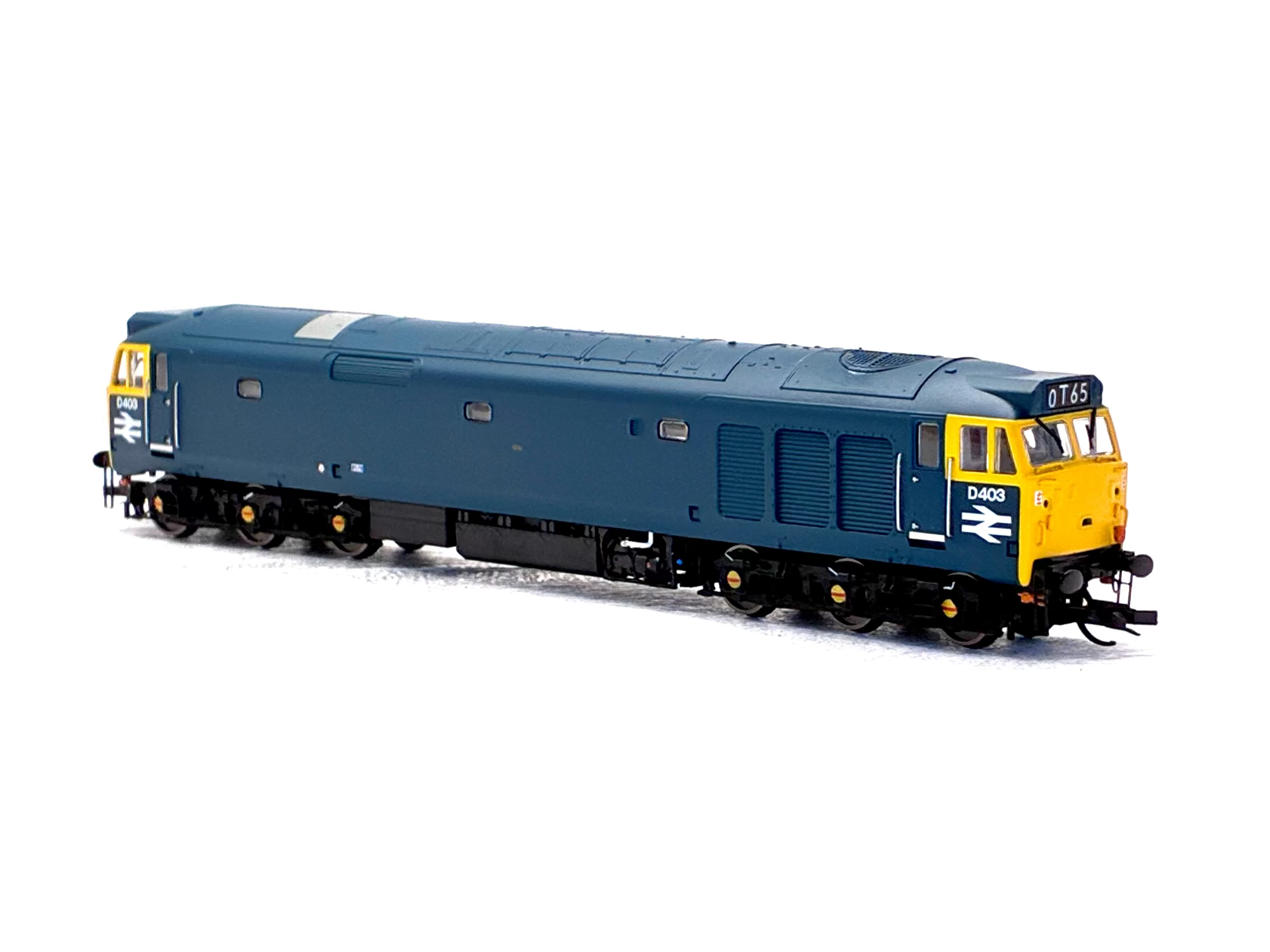 Hornby TT:120 Blue Diesel front view
