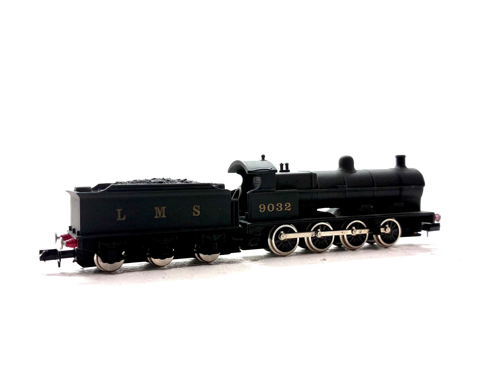 Union Mills 9032UM Class G2 0-8-0 steam locomotive No. 9032 in LMS plain black livery, pre-owned and boxed, N Gauge.