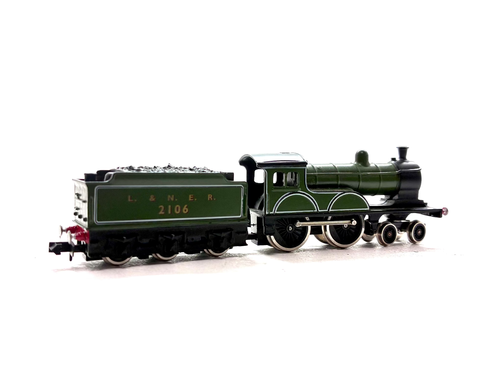 Union Mills 2106UM Class D20 4-4-0 steam locomotive in LNER green livery, pre-owned and boxed, N Gauge.