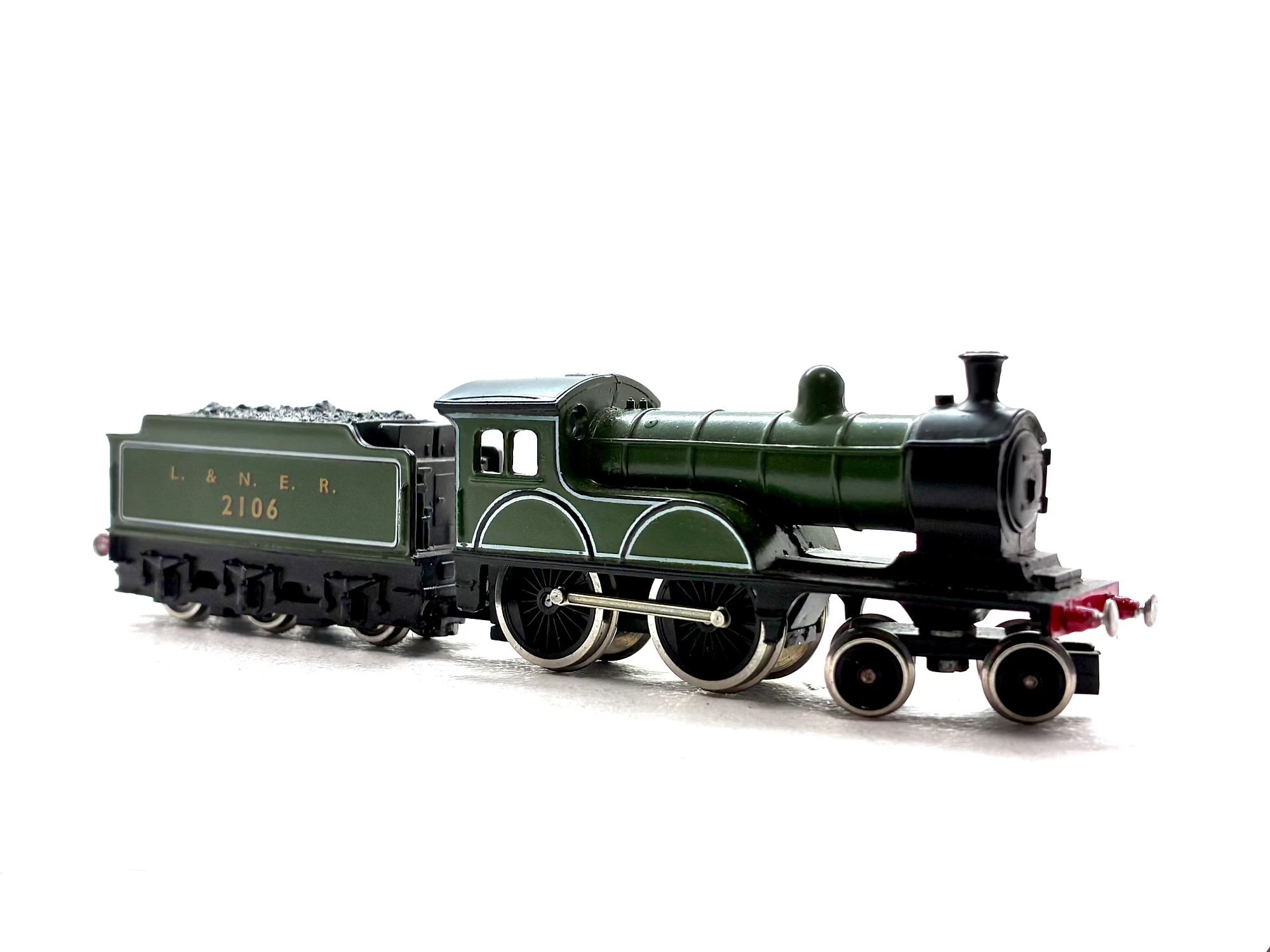 Union Mills 2106UM Class D20 4-4-0 steam locomotive in LNER green livery, pre-owned and boxed, N Gauge.