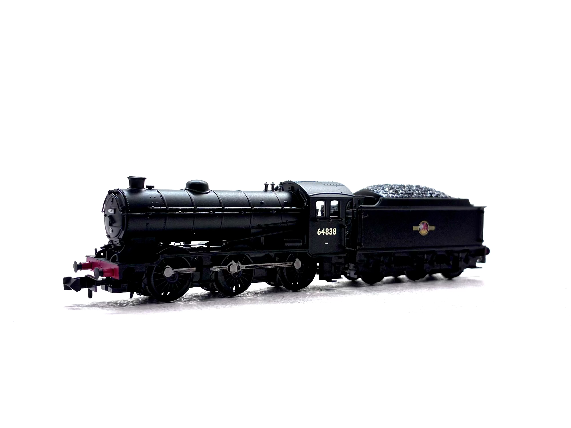 Graham Farish 372-402 Class J39 0-6-0 steam locomotive No. 64838 in BR black livery, pre-owned and boxed, N Gauge.