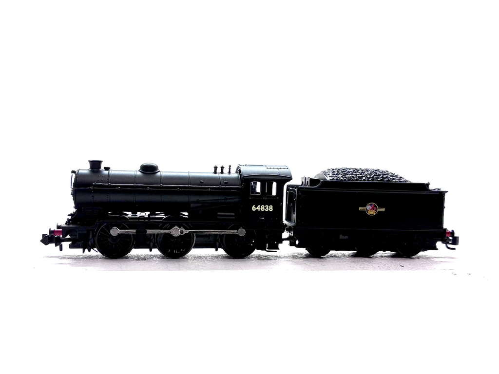 Graham Farish 372-402 Class J39 0-6-0 steam locomotive No. 64838 in BR black livery, pre-owned and boxed, N Gauge.