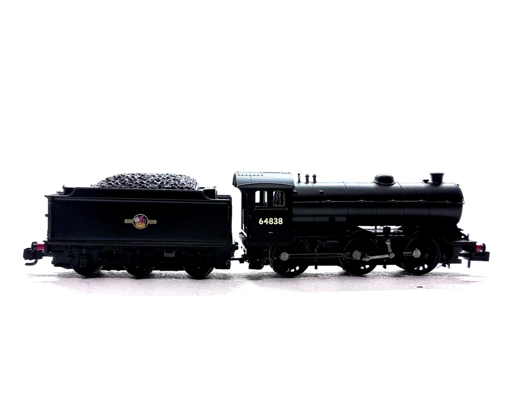 Graham Farish 372-402 Class J39 0-6-0 steam locomotive No. 64838 in BR black livery, pre-owned and boxed, N Gauge.