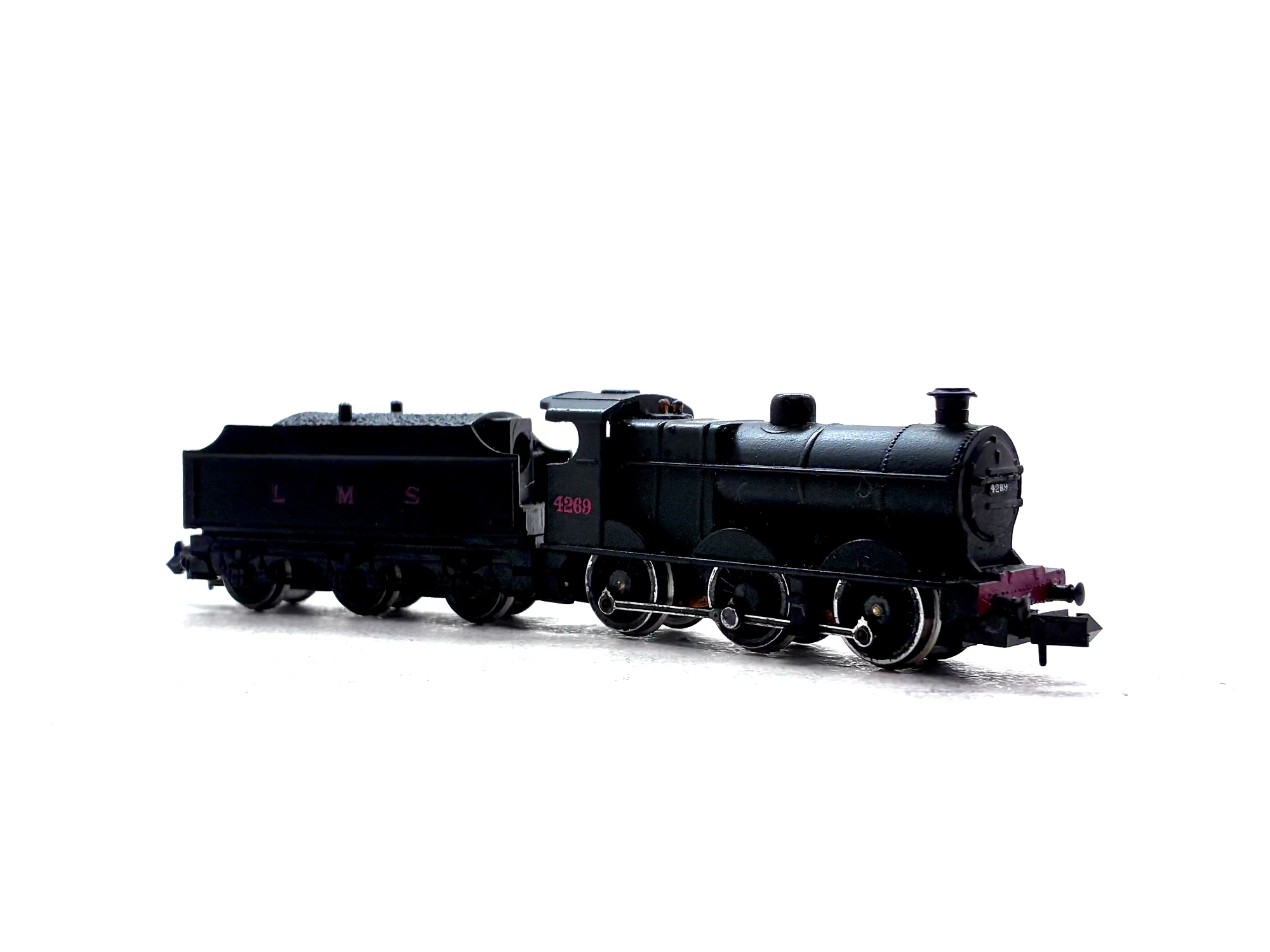 Graham Farish 1841 Class 4F 0-6-0 steam locomotive renumbered to 4269 in LMS black livery, pre-owned and boxed, N Gauge.