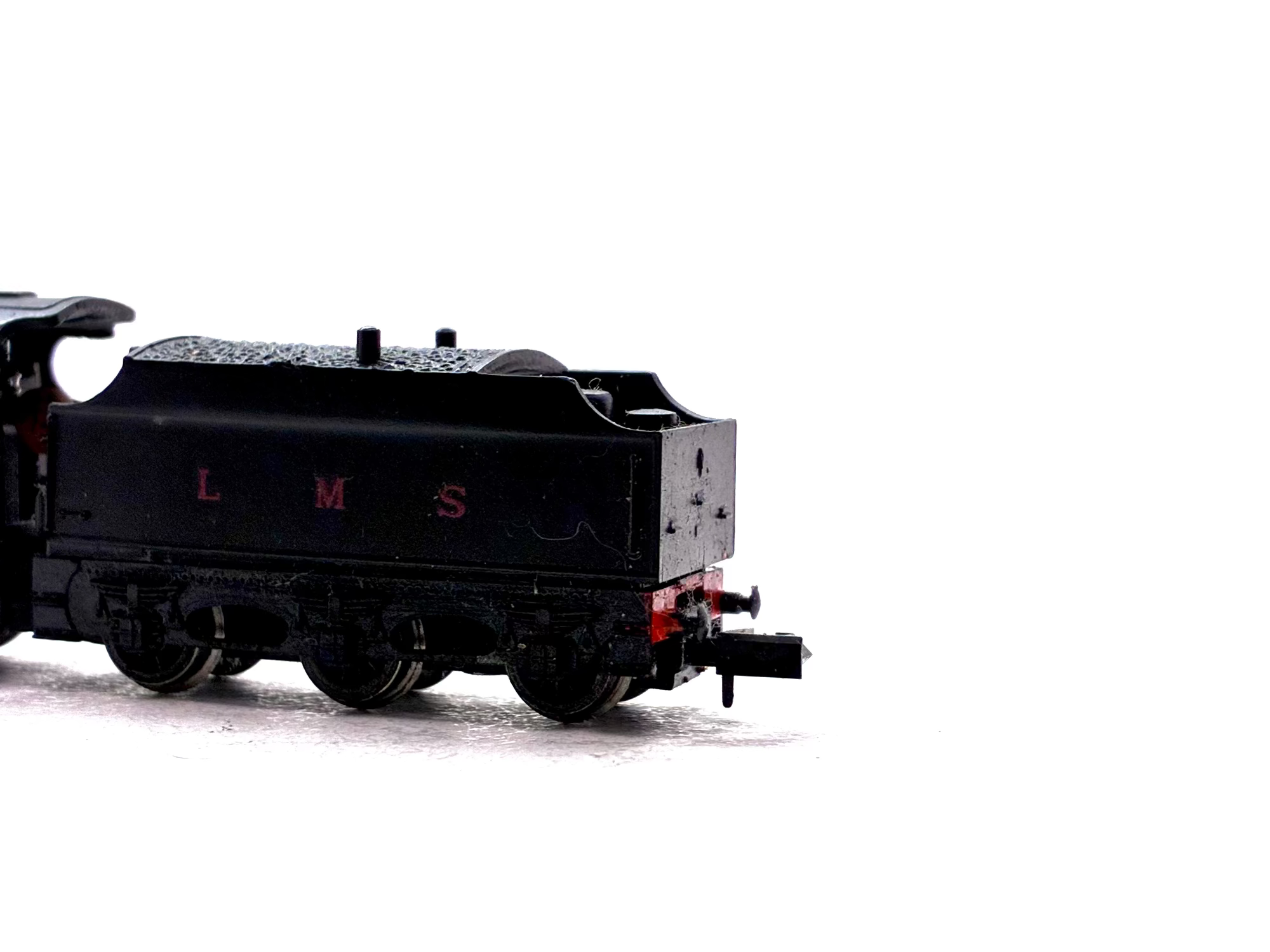 Graham Farish 1841 Class 4F 0-6-0 steam locomotive renumbered to 4269 in LMS black livery, pre-owned and boxed, N Gauge.