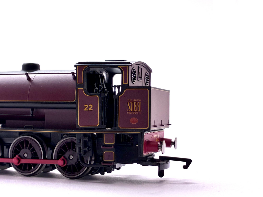 Hornby R3466 Class J94 0-6-0ST steam locomotive No. 22 in United Steel Company livery, pre-owned and unboxed, OO Gauge