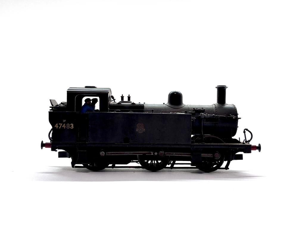 Bachmann Branchline 32-230 Class 3F Fowler Jinty 0-6-0 tank locomotive No. 47483 in weathered BR black livery with early emblem, pre-owned and unboxed, OO Gauge.