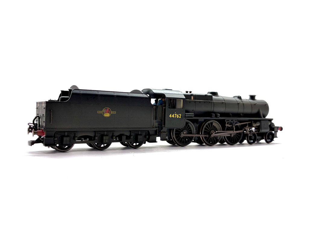 Hornby R2360 Class 5 Black 5 4-6-0 steam locomotive No. 44762 in weathered BR black livery with late crest, sound-fitted, pre-owned and unboxed, OO Gauge.
