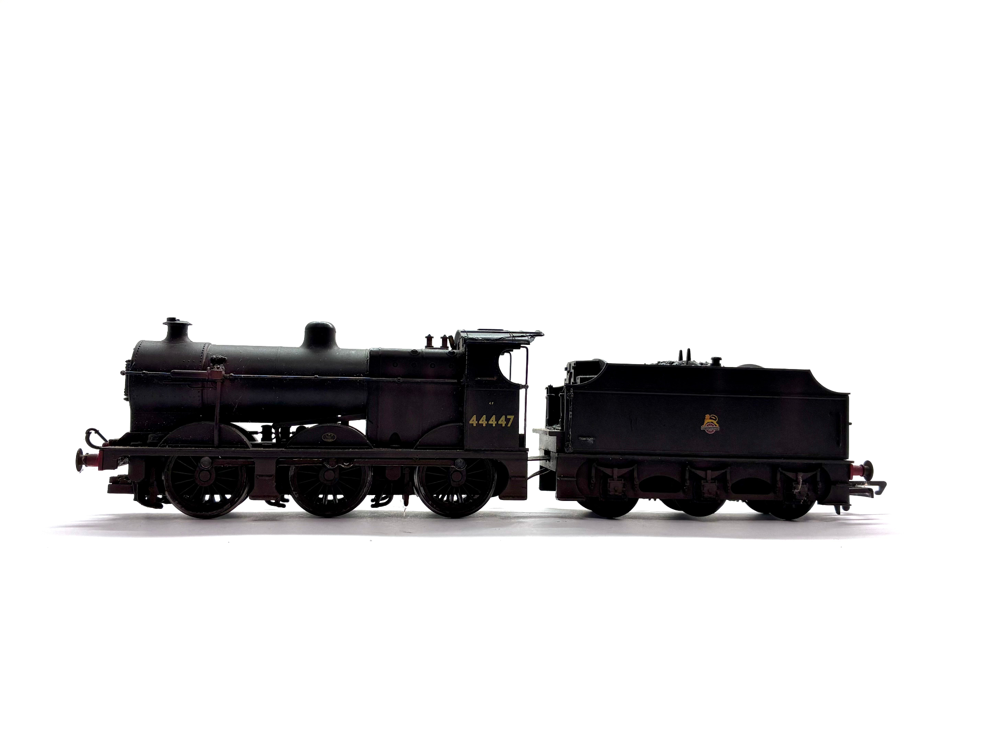 Hornby R2276 Class 4F 0-6-0 steam locomotive No. 44447 in BR black livery, pre-owned and unboxed, OO Gauge.