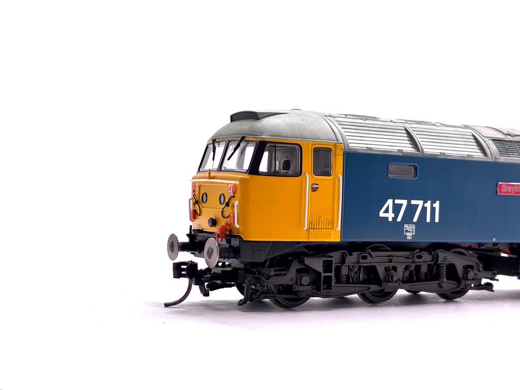 Bachmann Branchline 35-415 Class 47/7 diesel locomotive No. 47711 Greyfriars Bobby in BR large logo blue livery, new OO Gauge model.