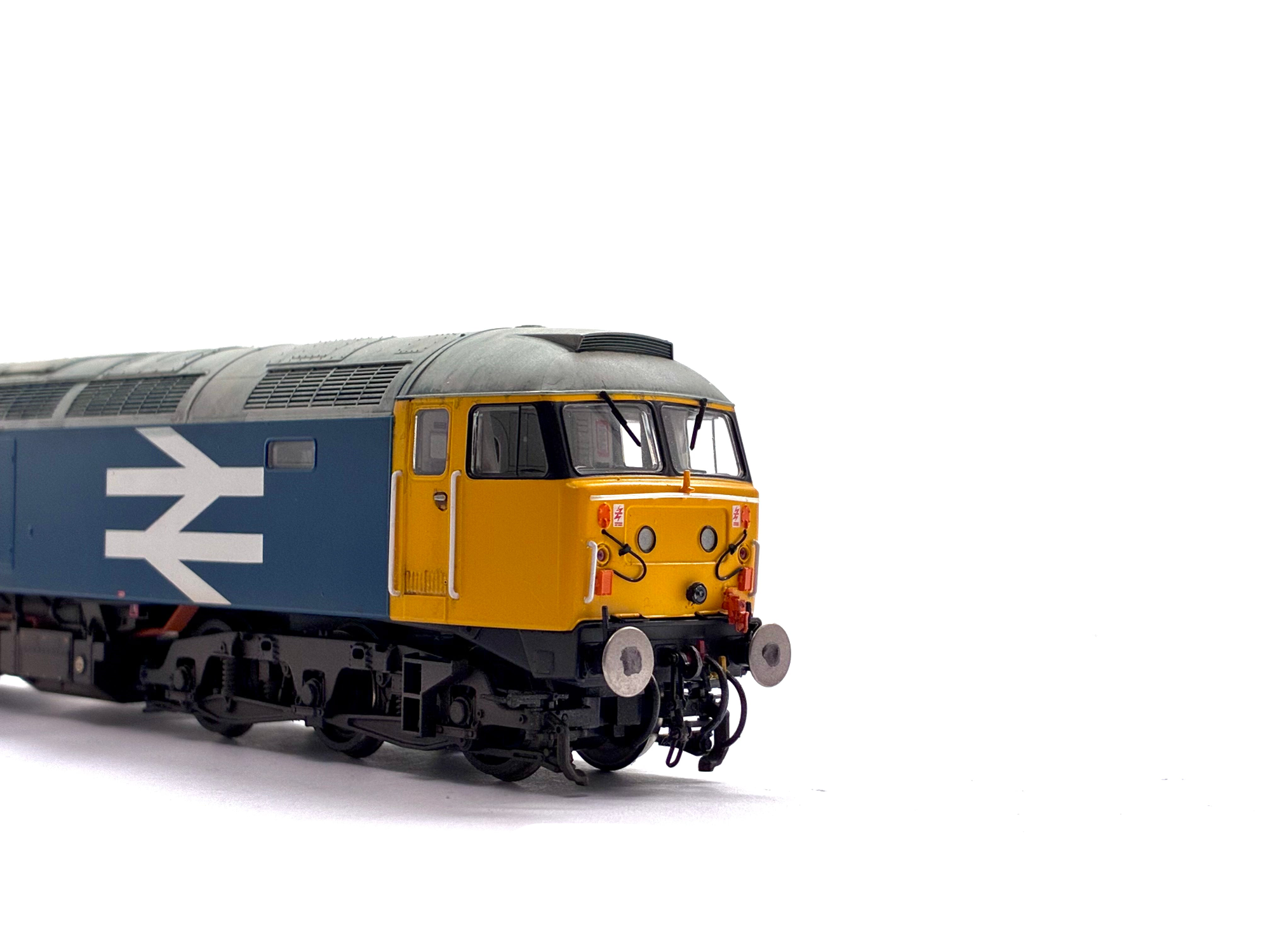 Bachmann Branchline 35-415 Class 47/7 diesel locomotive No. 47711 Greyfriars Bobby in BR large logo blue livery, new OO Gauge model.