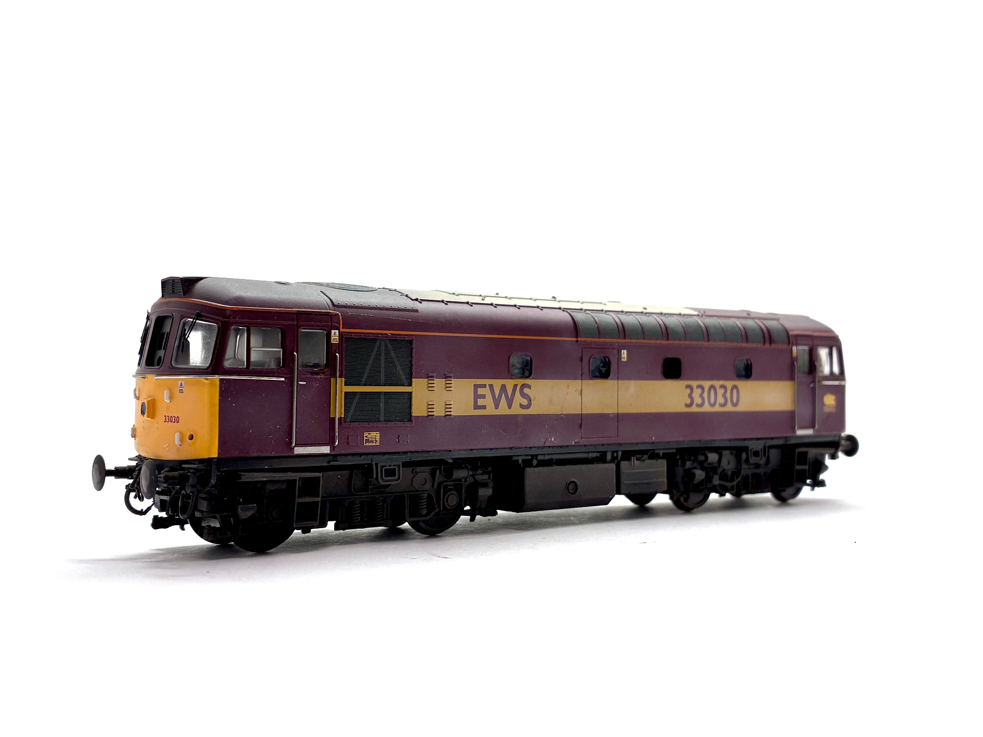 Heljan 3456 Class 33/0 diesel locomotive No. 33030 in weathered EWS maroon and gold livery, DCC-fitted, pre-owned and unboxed, OO Gauge.