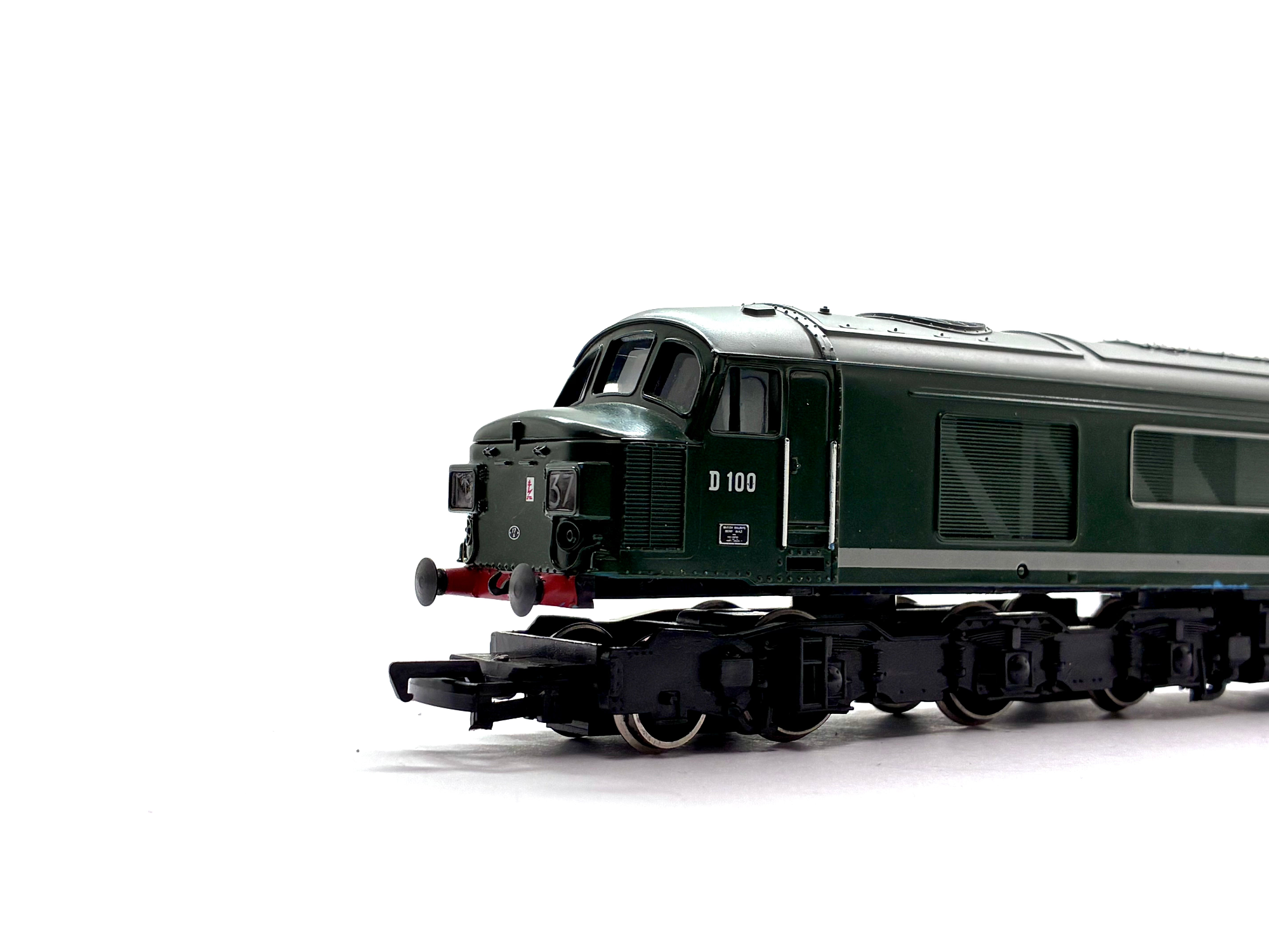 Mainline 37041 Class 45 diesel locomotive D100 Sherwood Forester in BR green livery, sound-fitted, pre-owned and boxed, OO Gauge.