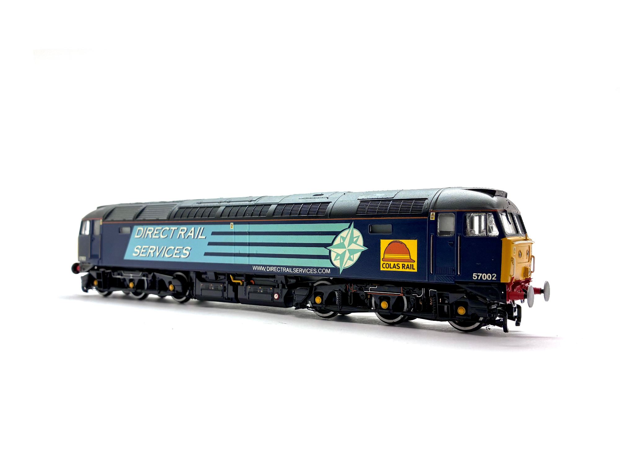 Bachmann Branchline 32-754 Class 57/0 diesel locomotive renumbered 57002 in Direct Rail Services blue livery, DCC ready, OO Gauge.