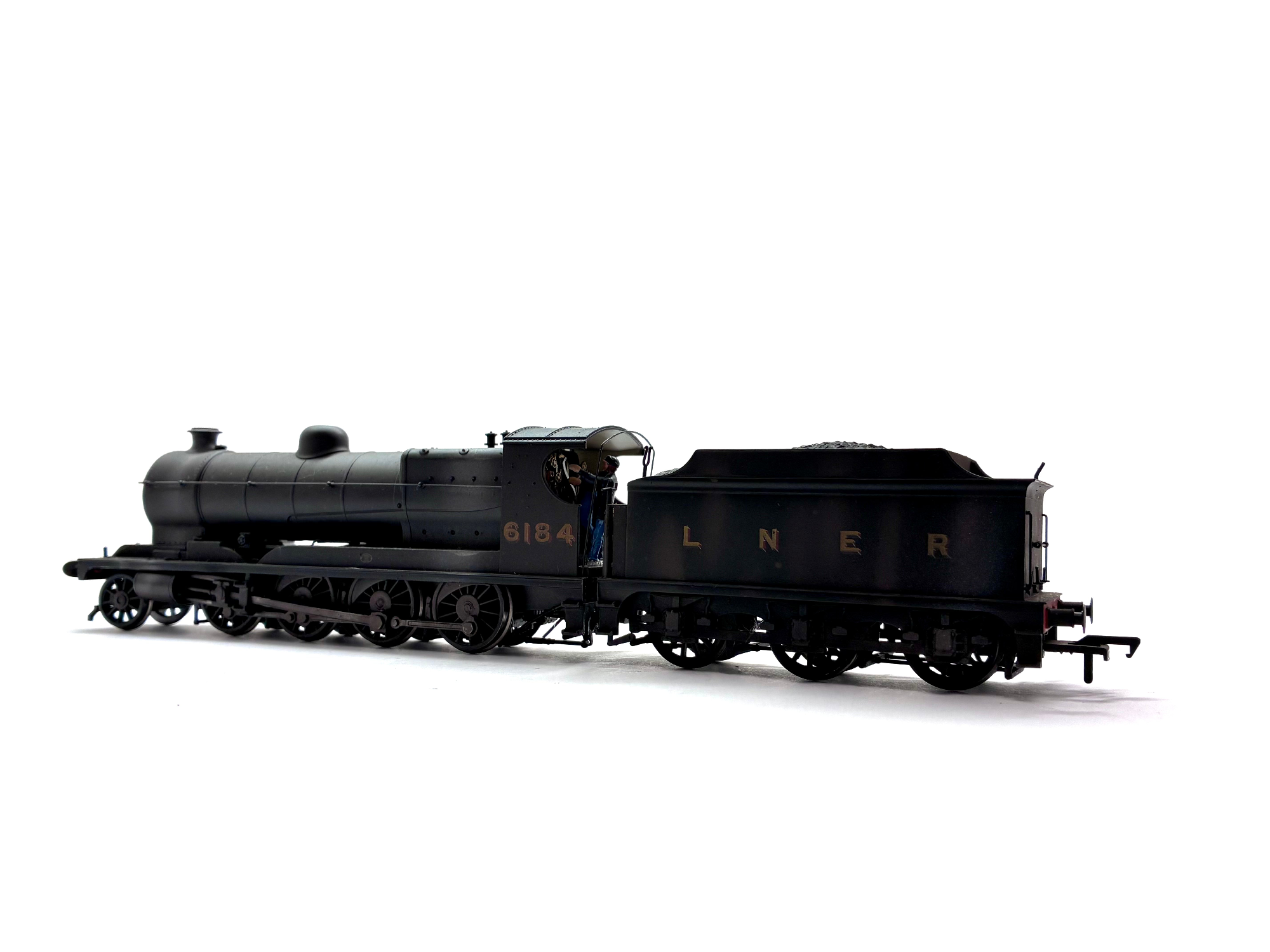 Bachmann Branchline 31-003A Class O4 Robinson 2-8-0 steam locomotive No. 6184 in LNER black livery, DCC-fitted, pre-owned and boxed, OO Gauge.