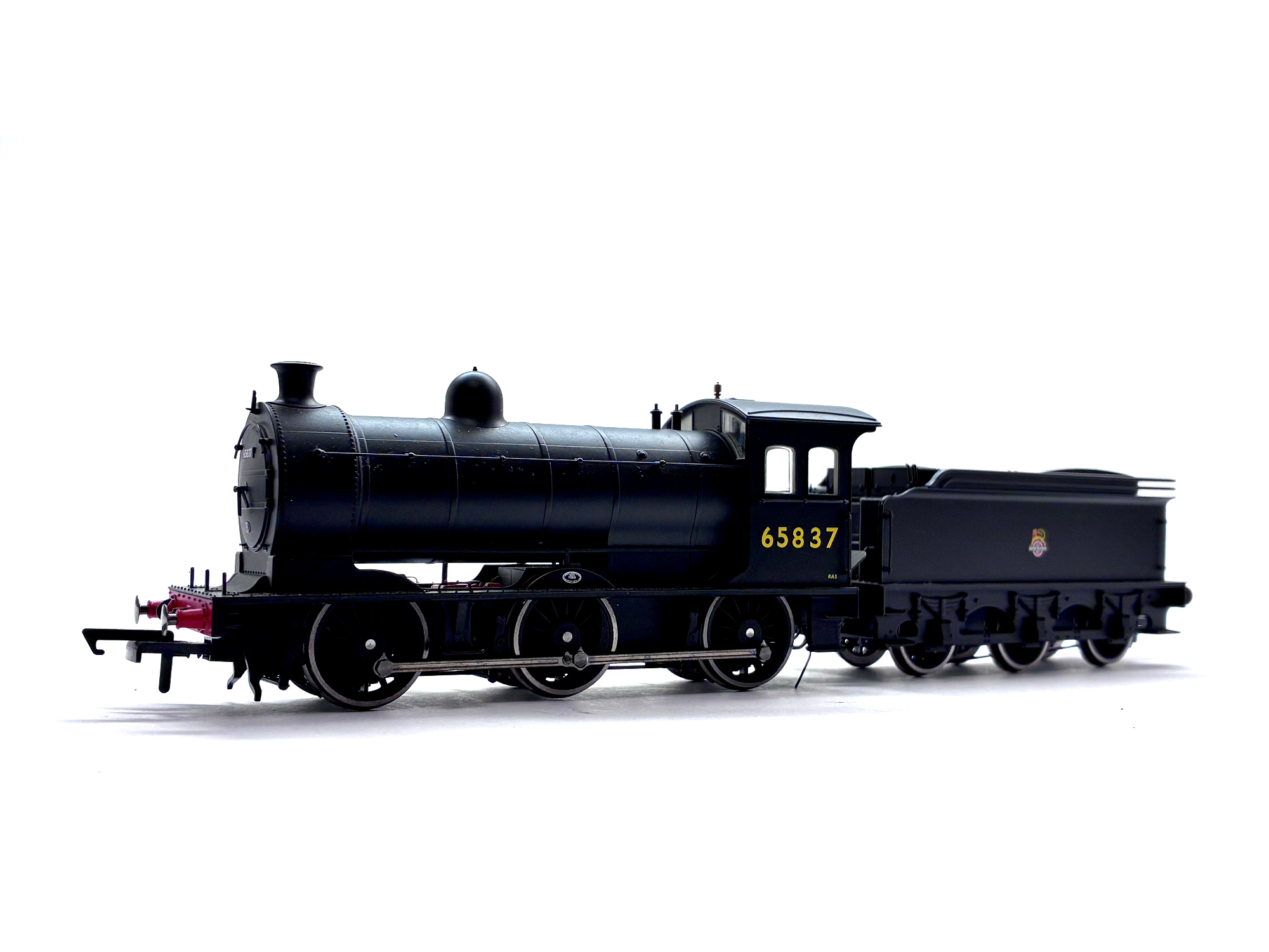 Oxford Rail OR76J27002 Class J27 0-6-0 steam locomotive No. 65837 in BR black livery, pre-owned and boxed, OO Gauge.