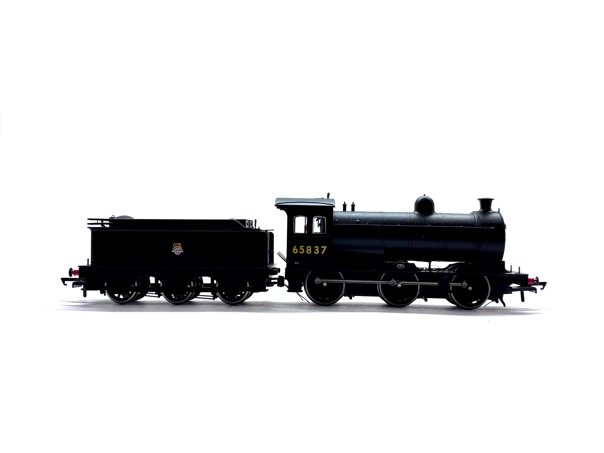 Oxford Rail OR76J27002 Class J27 0-6-0 steam locomotive No. 65837 in BR black livery, pre-owned and boxed, OO Gauge.