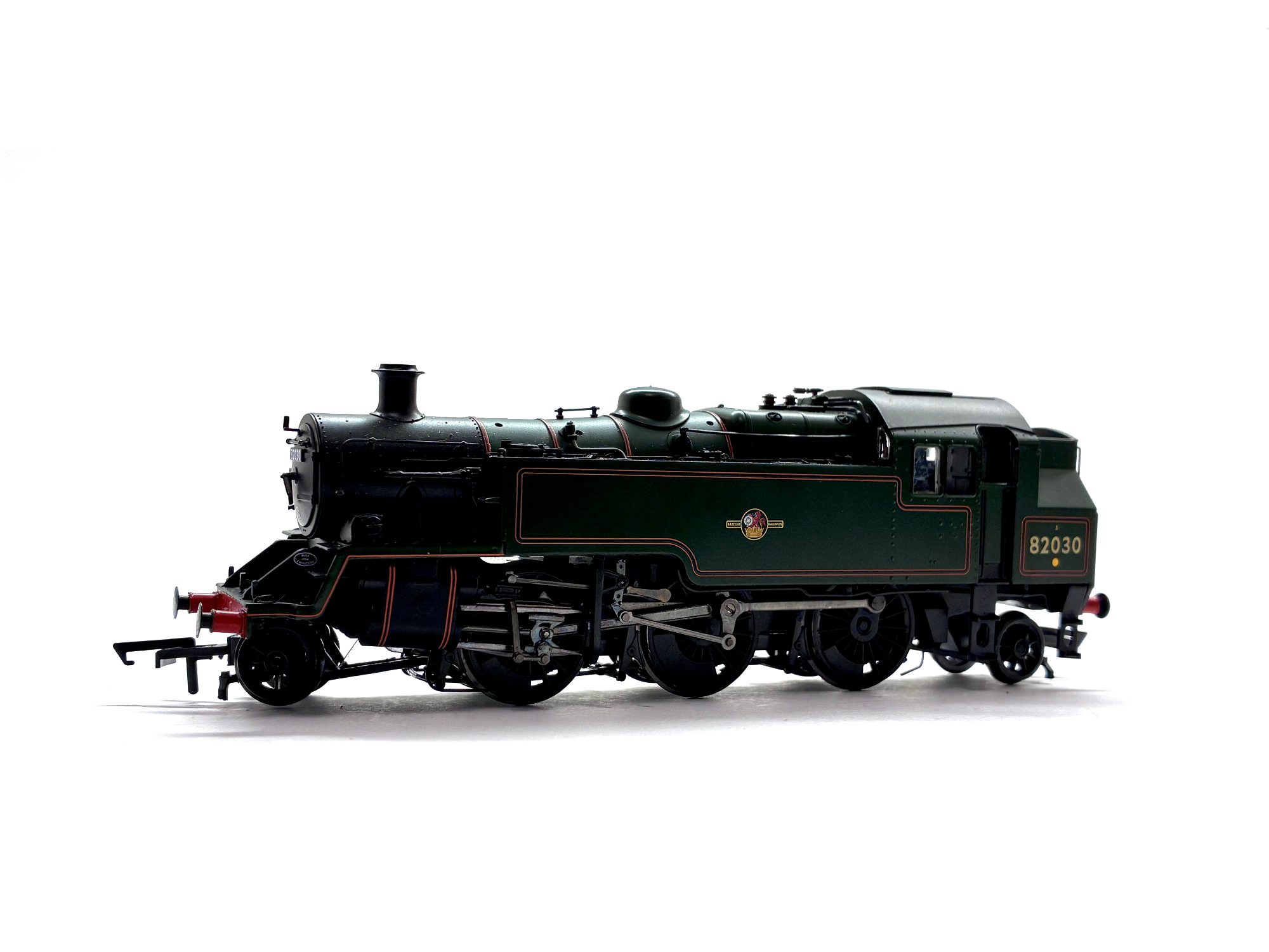 Bachmann Branchline 31-976A Standard Class 3MT Tank steam locomotive No. 82030 in BR lined green with late crest, DCC-fitted, pre-owned and boxed, OO Gauge.