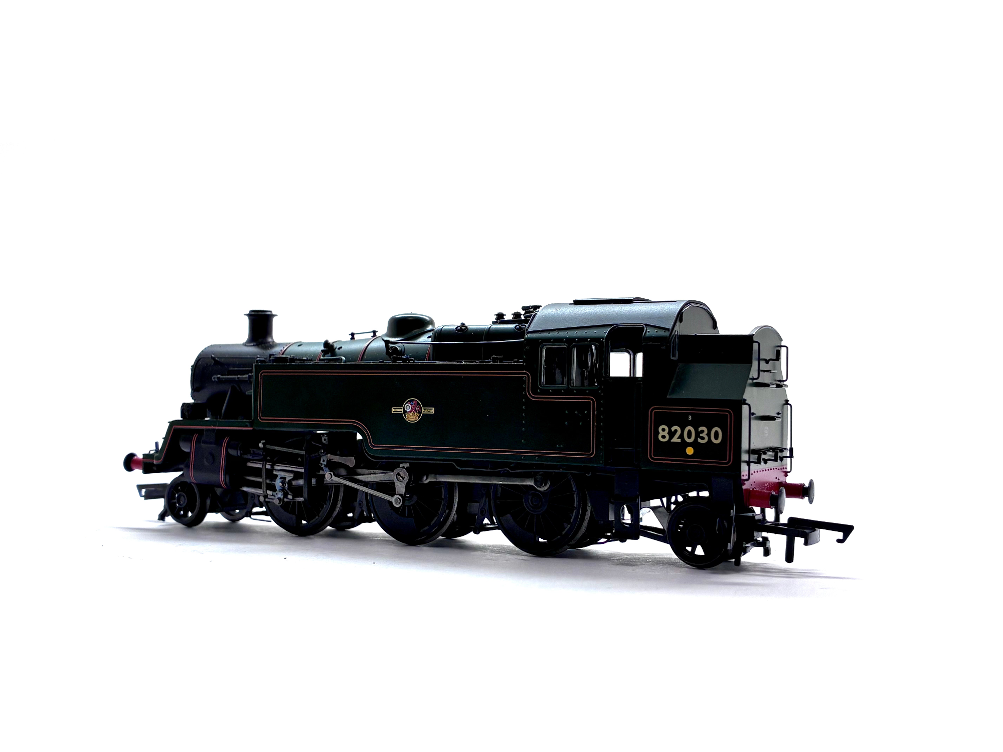 Bachmann Branchline 31-976A Standard Class 3MT Tank steam locomotive No. 82030 in BR lined green with late crest, DCC-fitted, pre-owned and boxed, OO Gauge.