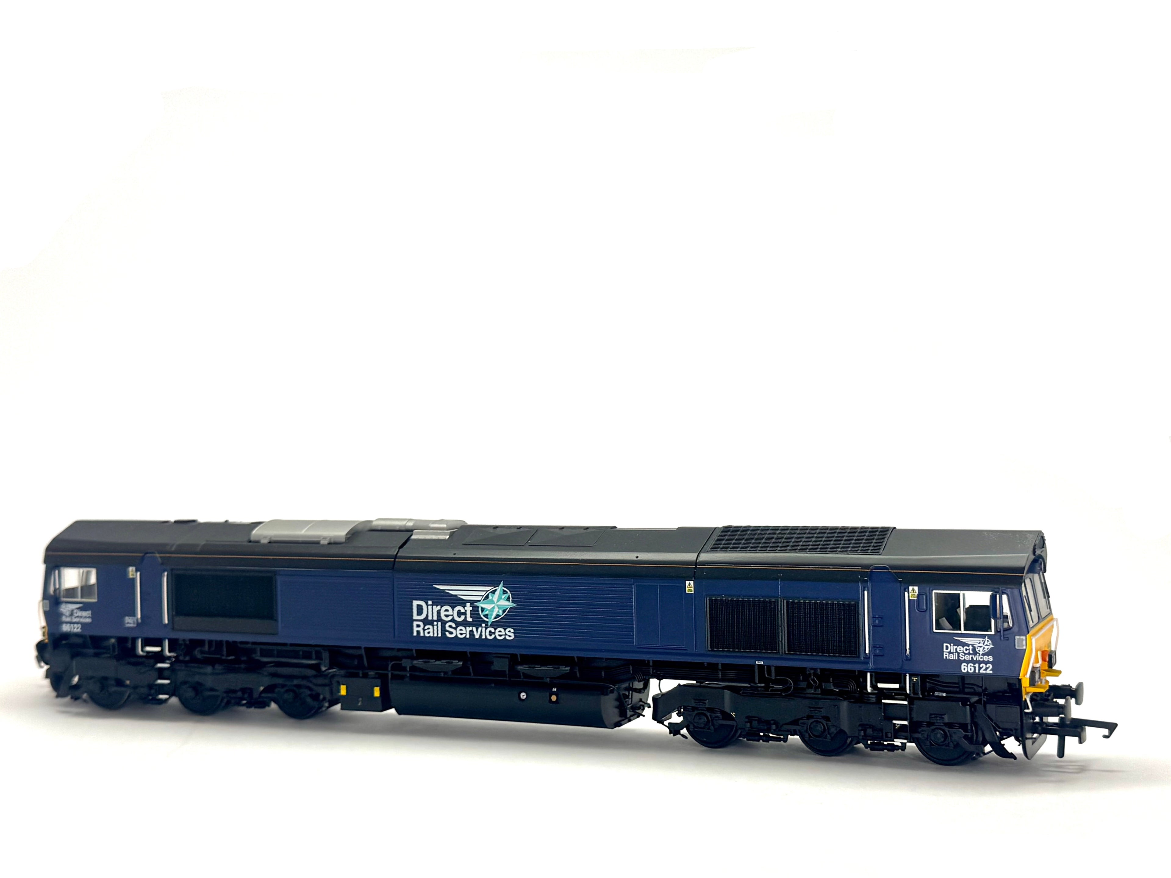 Accurascale ACC2639 Class 66 66122 in Direct Rail Services blue