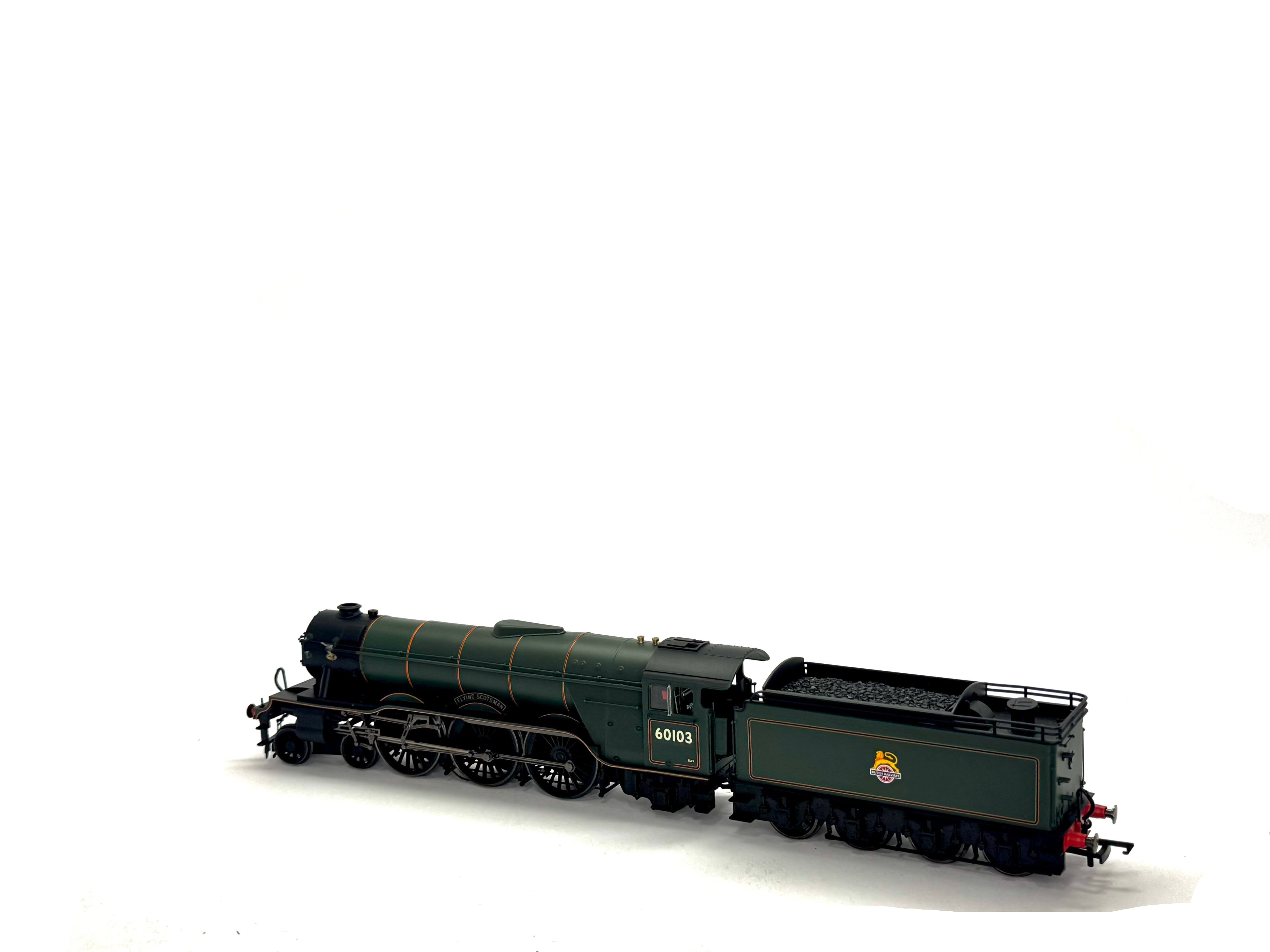 Hornby R2536 Class A3 4-6-2 60073 "St.Gatien" in BR Green with early emblem (Renumbered to 60103)