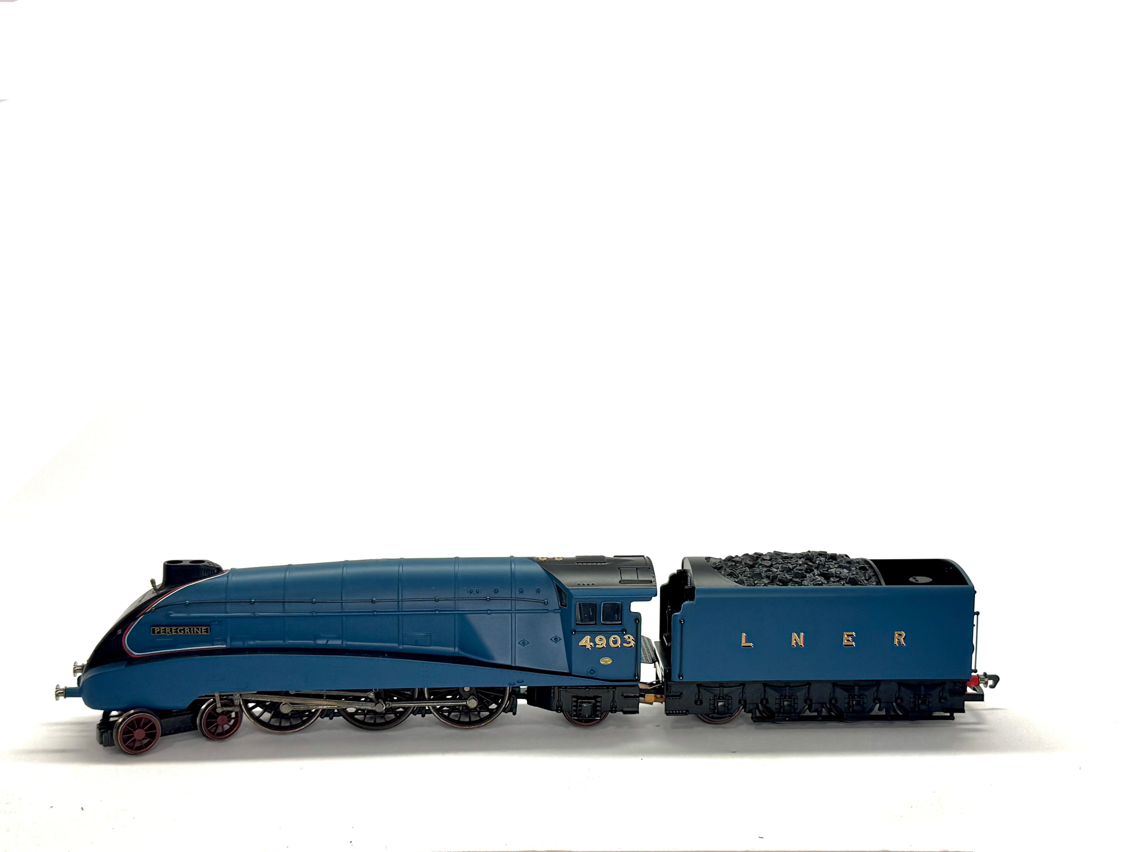 Hornby R2127 Class A4 4-6-2 4903 "Peregrine" in LNER Blue