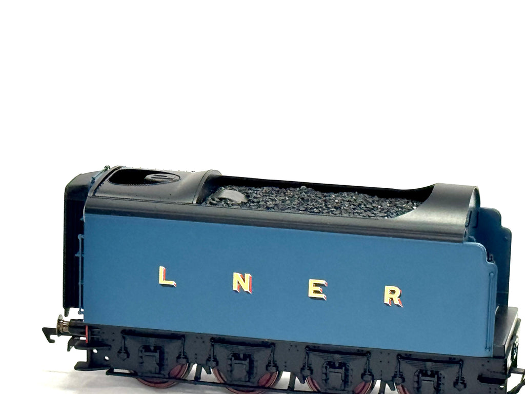 Hornby R3843 Rebuilt Class W1 Hush-Hush 4-6-4 10000 in LNER garter blue