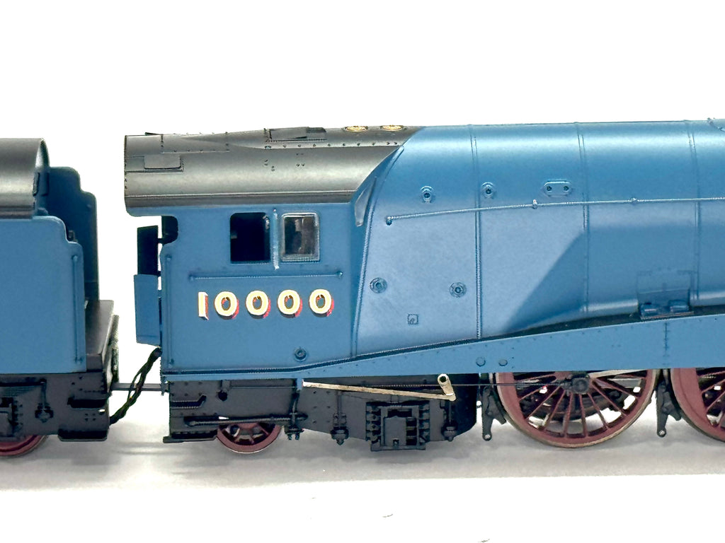 Hornby R3843 Rebuilt Class W1 Hush-Hush 4-6-4 10000 in LNER garter blue