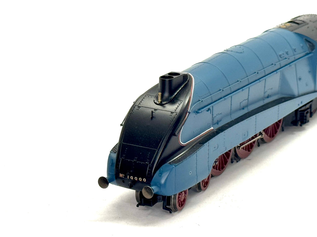 Hornby R3843 Rebuilt Class W1 Hush-Hush 4-6-4 10000 in LNER garter blue