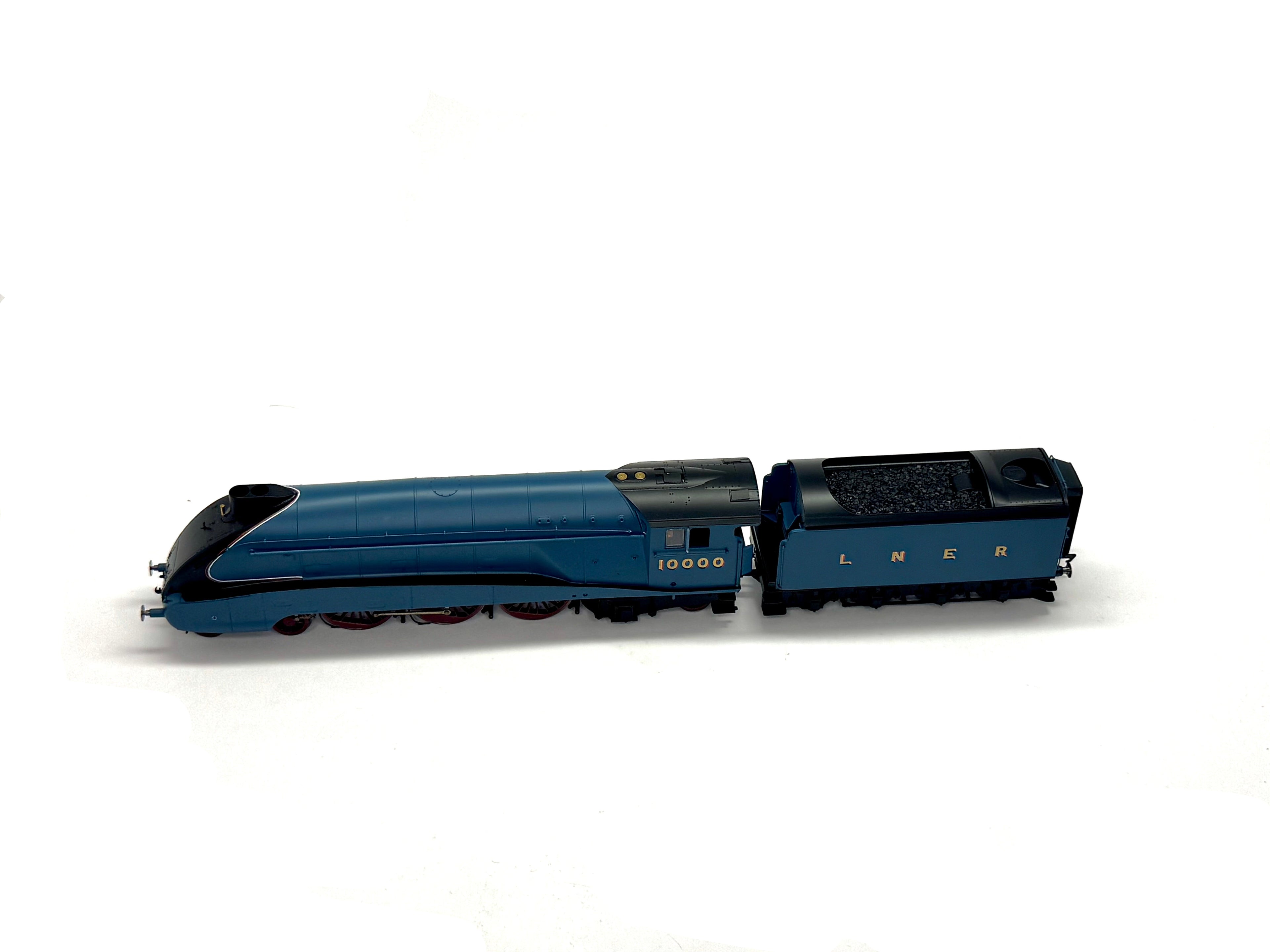 Hornby R3843 Rebuilt Class W1 Hush-Hush 4-6-4 10000 in LNER garter blue
