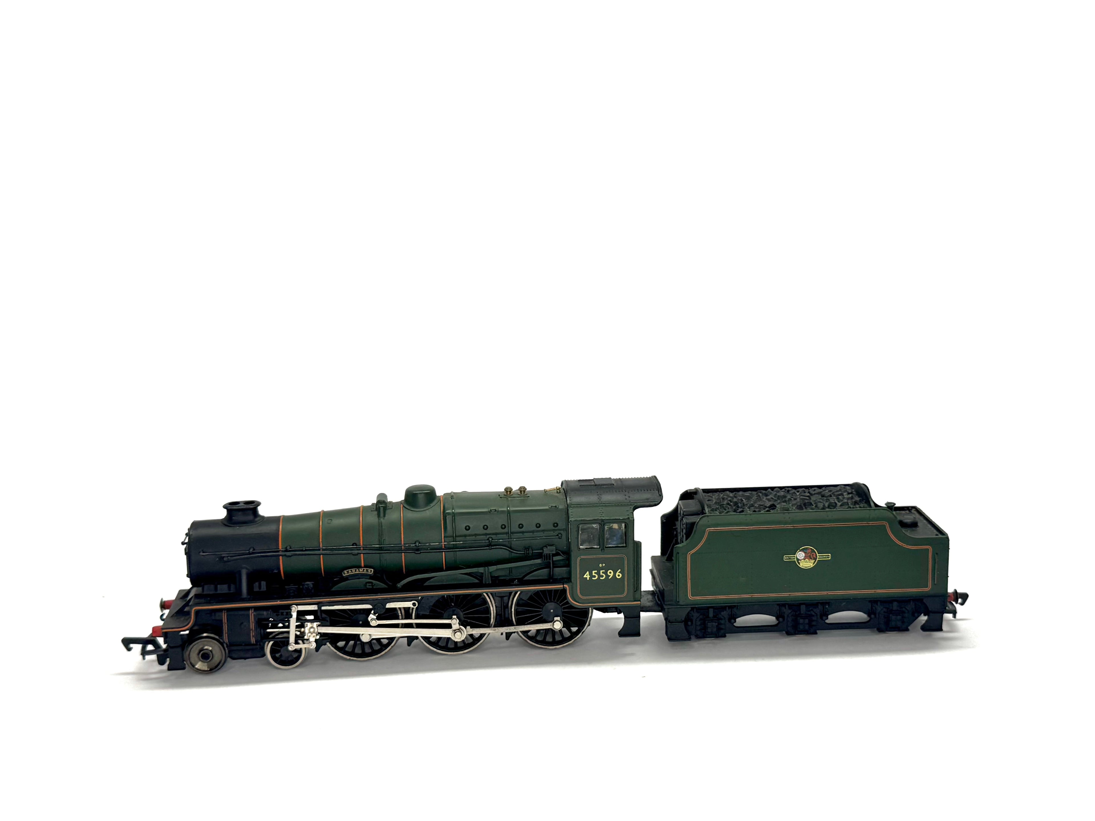 Bachmann Branchline 31-153 Class 5XP Jubilee 4-6-0 45596 'Bahamas' in BR green with late crest