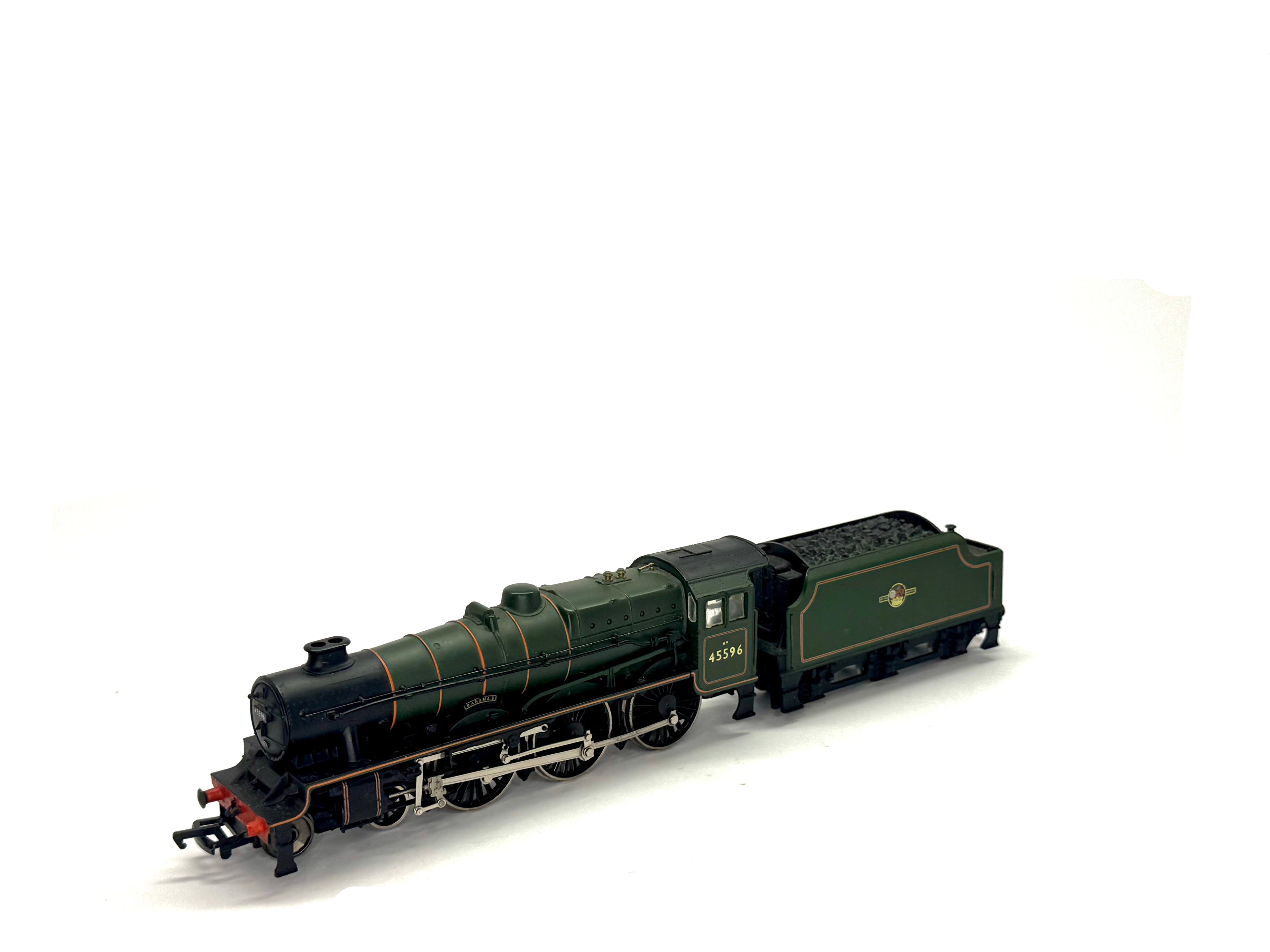 Bachmann Branchline 31-153 Class 5XP Jubilee 4-6-0 45596 'Bahamas' in BR green with late crest