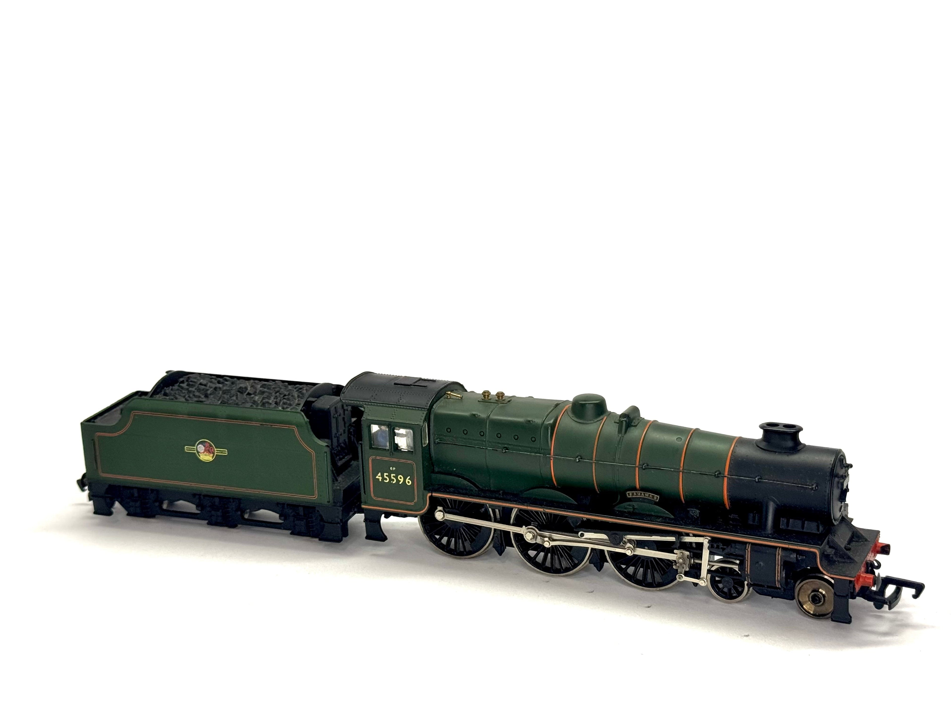 Bachmann Branchline 31-153 Class 5XP Jubilee 4-6-0 45596 'Bahamas' in BR green with late crest