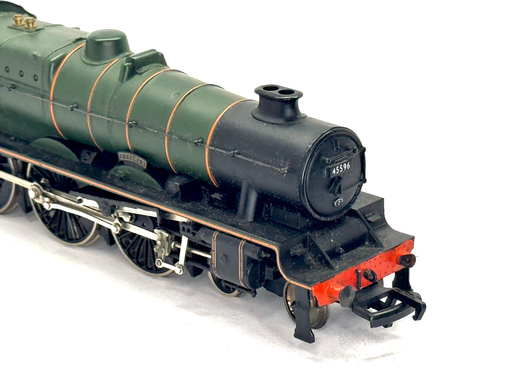 Bachmann Branchline 31-153 Class 5XP Jubilee 4-6-0 45596 'Bahamas' in BR green with late crest