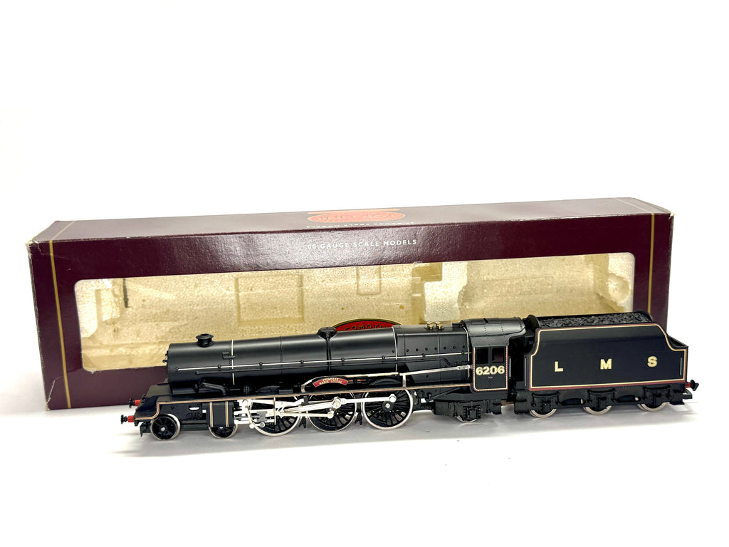Hornby R066 Duchess Class 4-6-2 'Duchess of Sutherland' 6233 in LMS Maroon