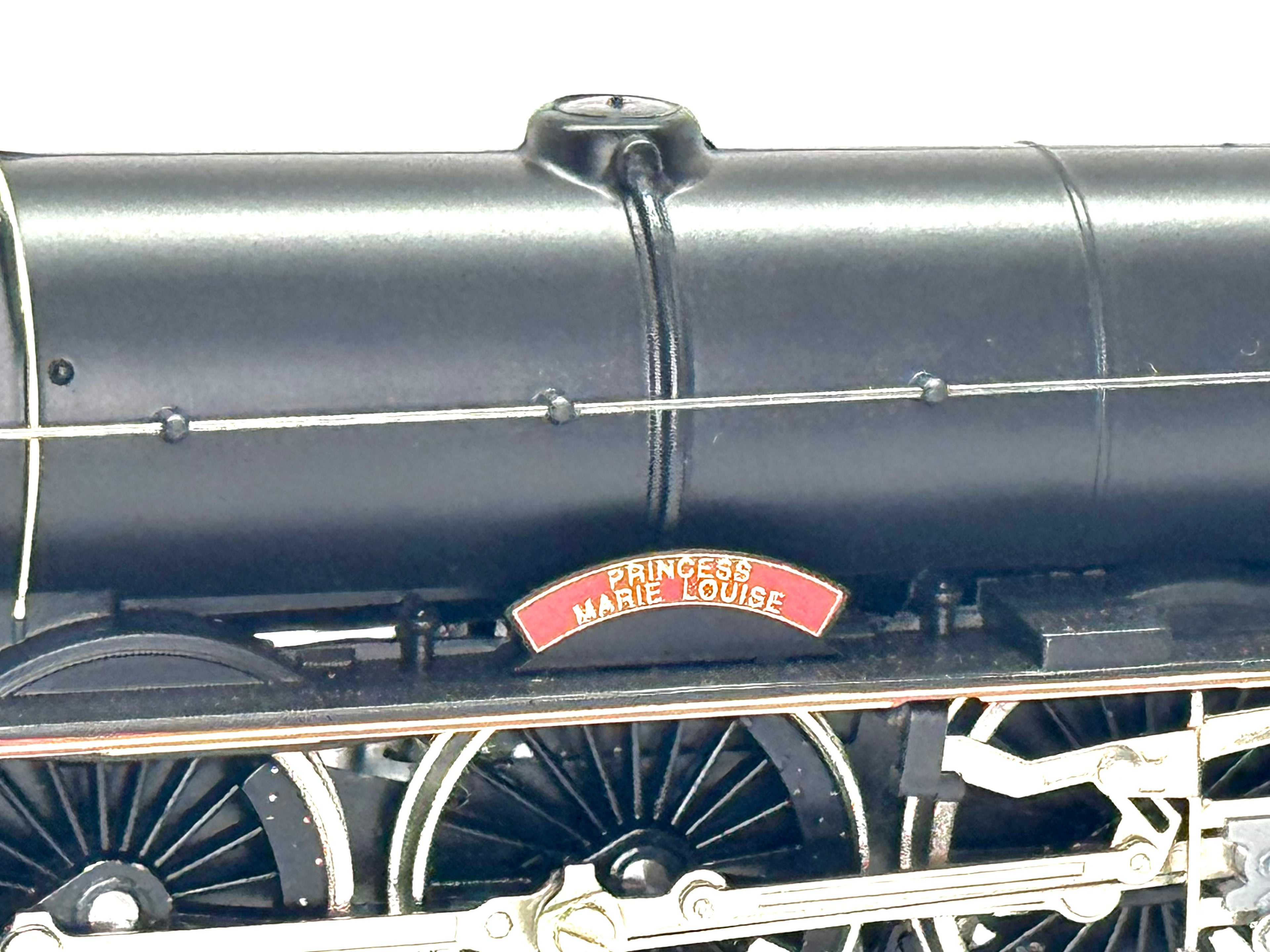 Hornby R2051 Class 8P 4-6-2 6206 "Princess Marie Louise" in LMS black