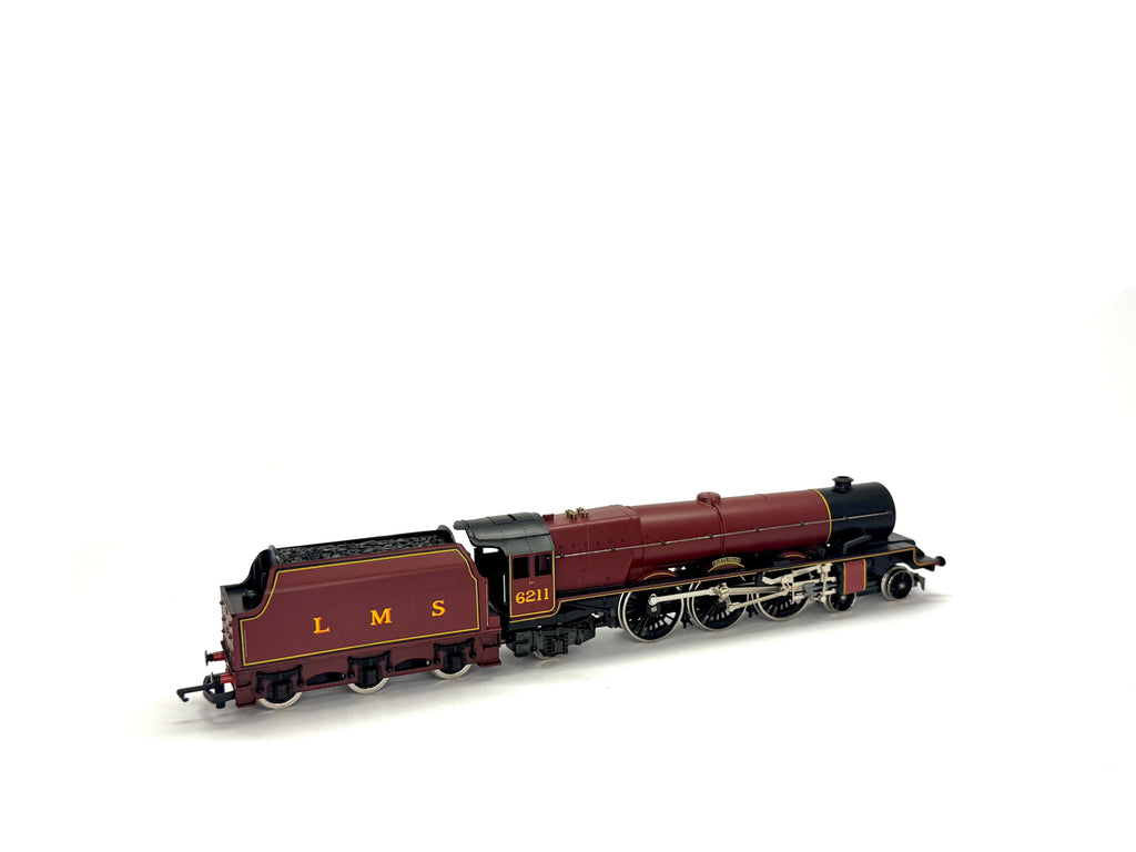 Hornby R2052 Princess Class 4-6-2 "Queen Maud" 6211 in LMS Maroon