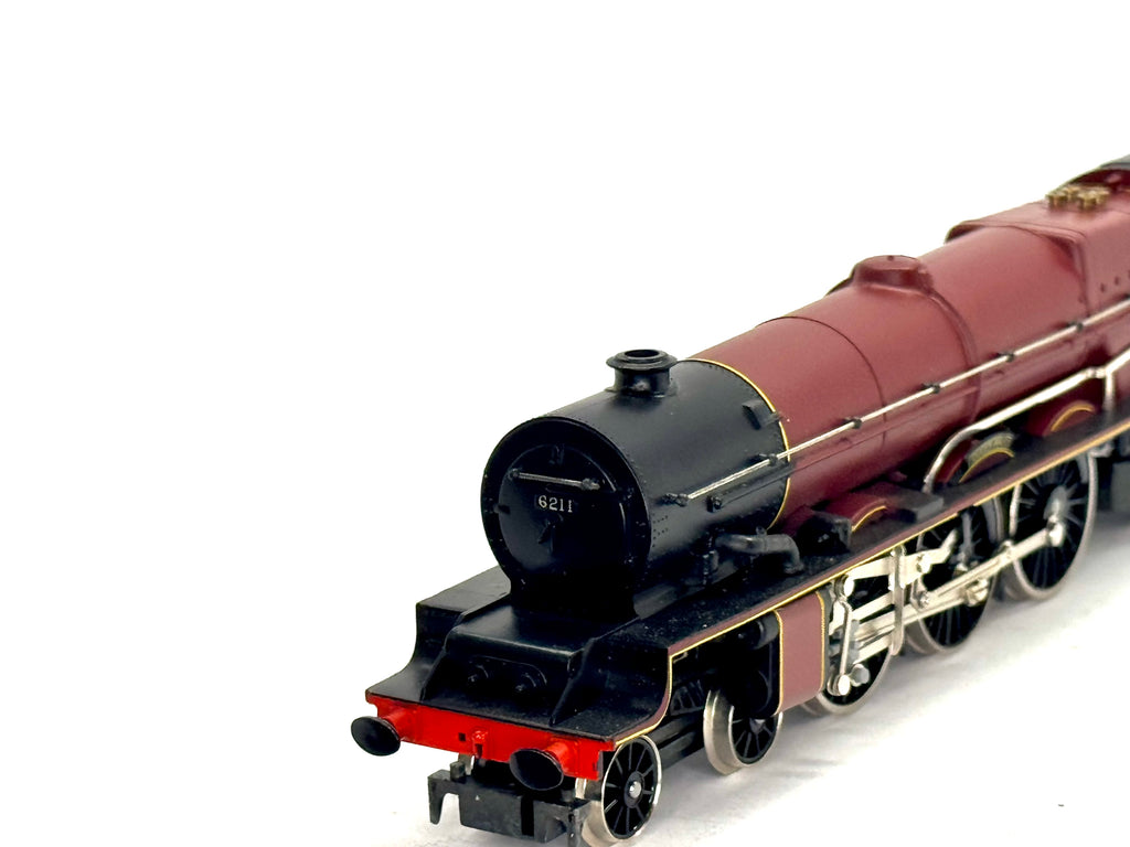 Hornby R2052 Princess Class 4-6-2 "Queen Maud" 6211 in LMS Maroon