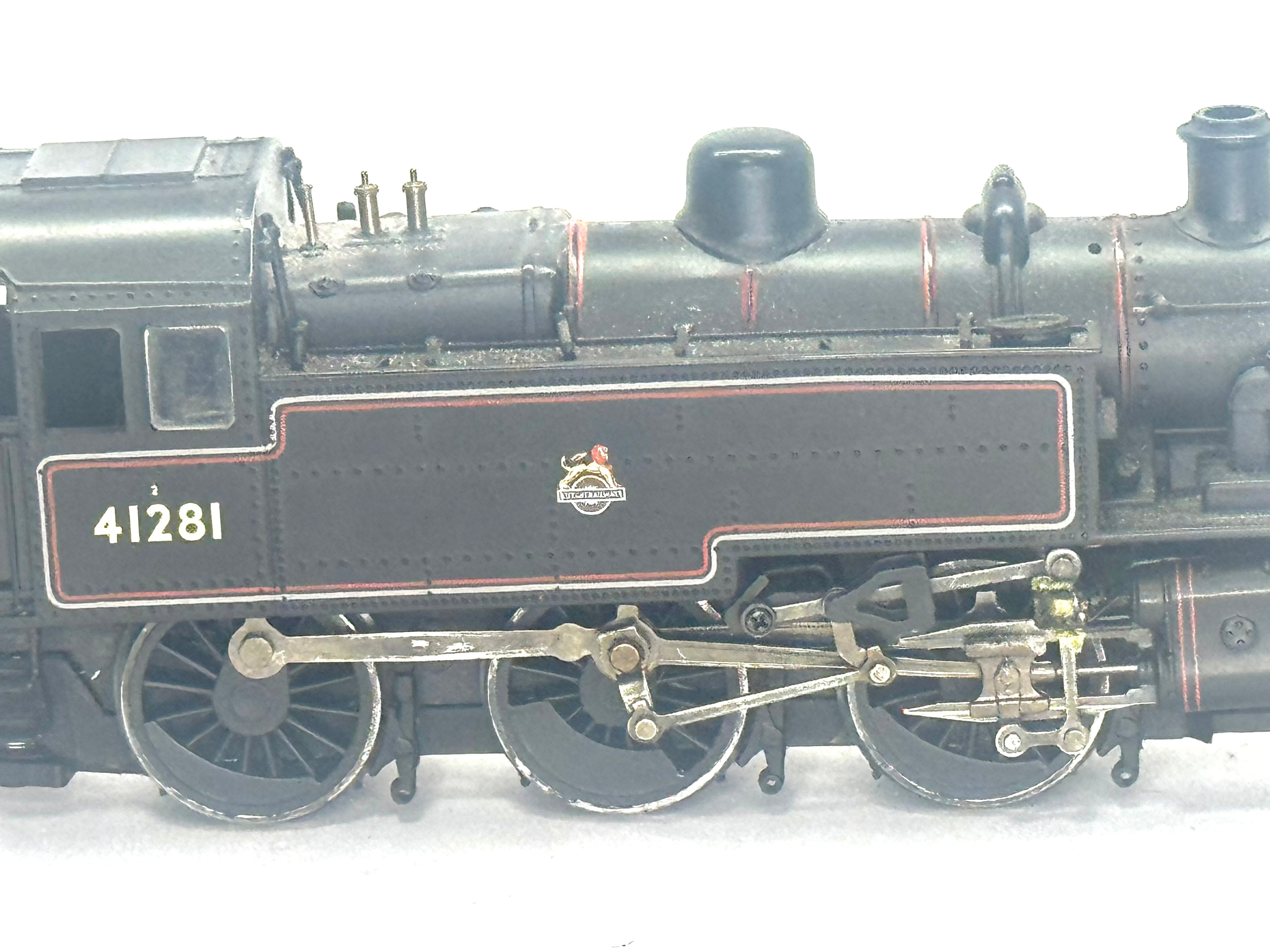 Bachmann Branchline 31-450B Class 2MT Ivatt 2-6-2 41281 in BR Lined Black Livery