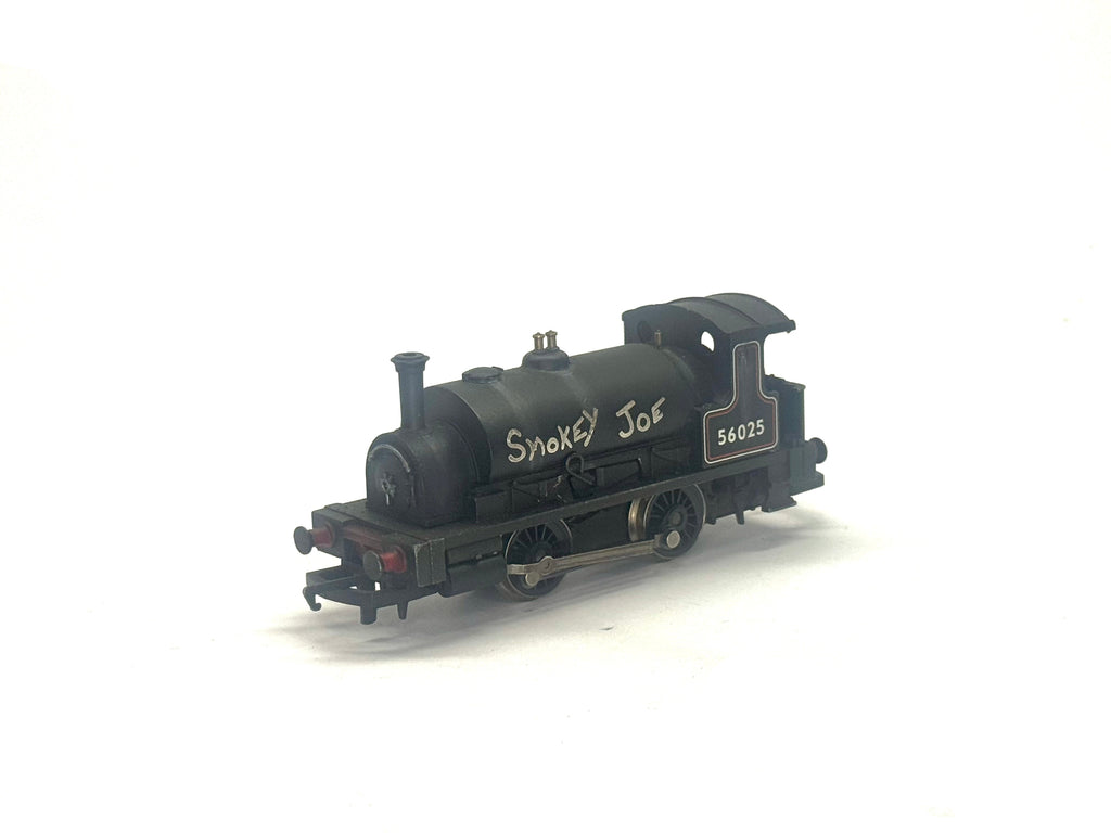 Hornby R3064 Class 0F Pug 0-4-0ST 56025 'Smokey Joe' in BR black
