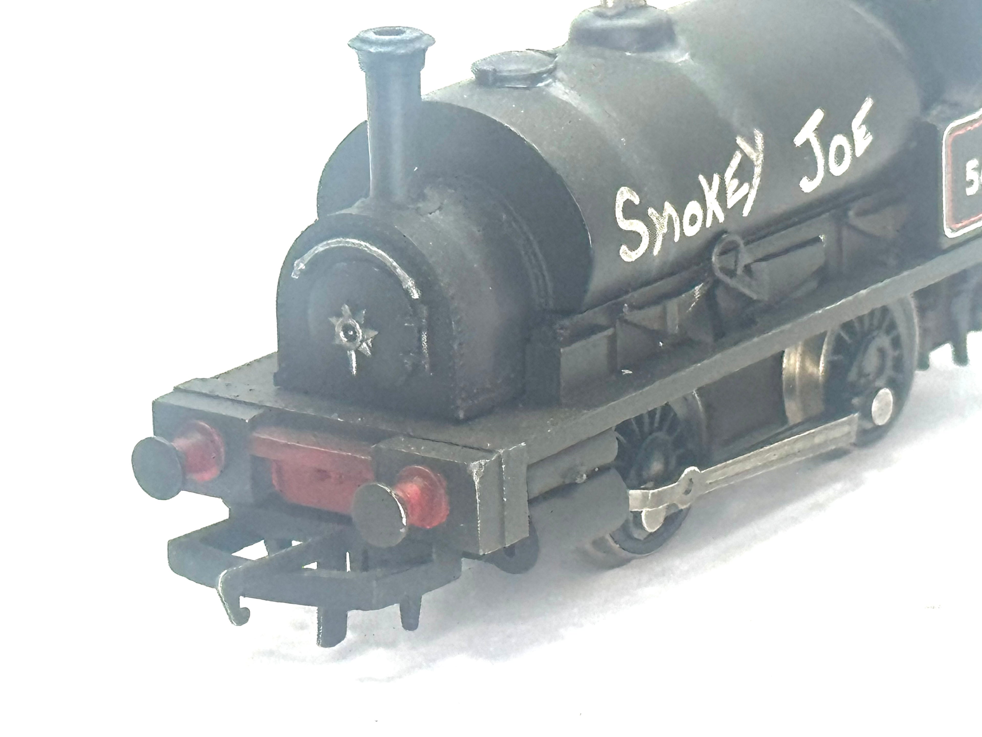 Hornby R3064 Class 0F Pug 0-4-0ST 56025 'Smokey Joe' in BR black