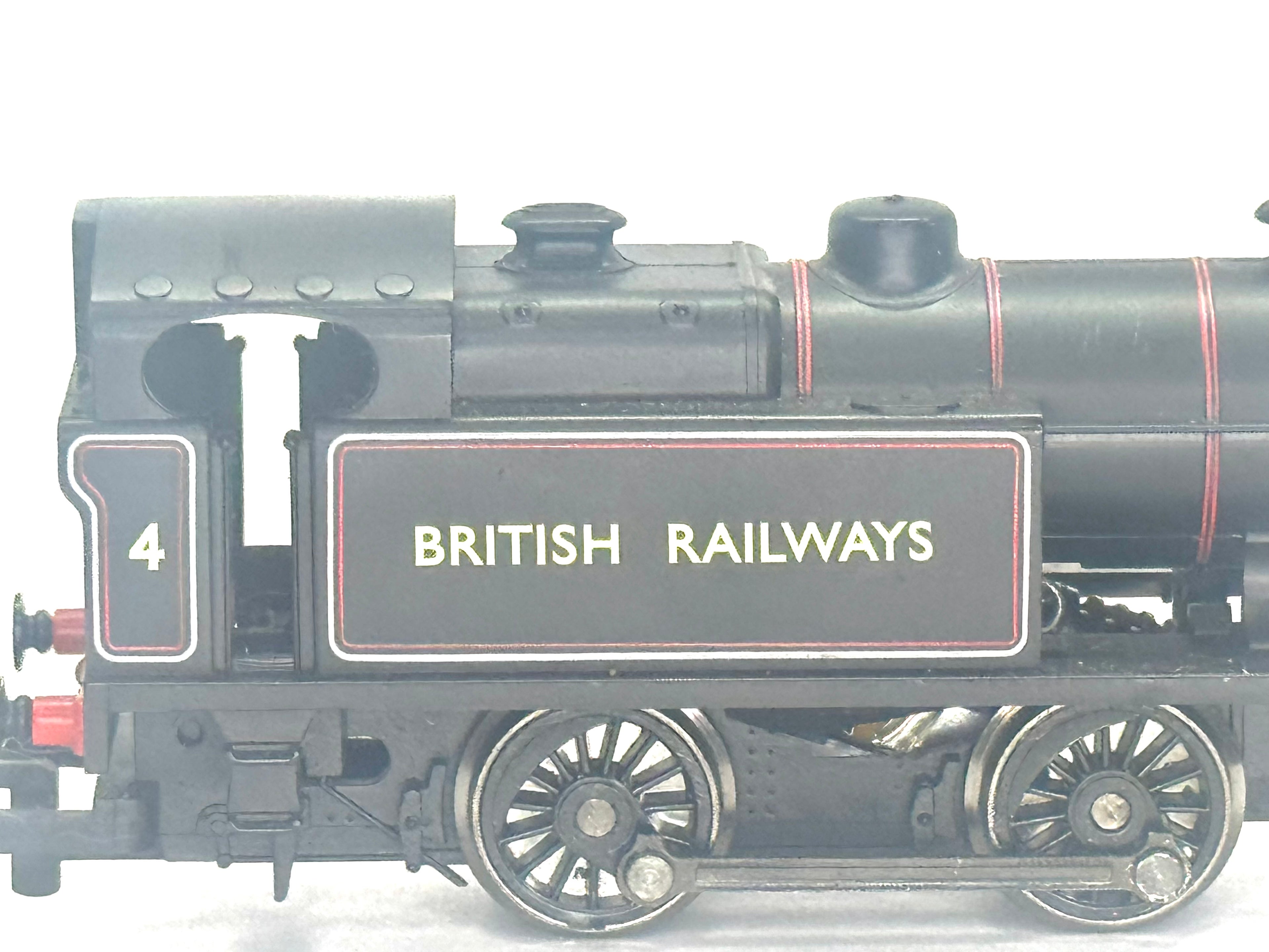 Hornby R2245 BR Black 0-4-0T Industrial Class D Loco 4 in BR lined black