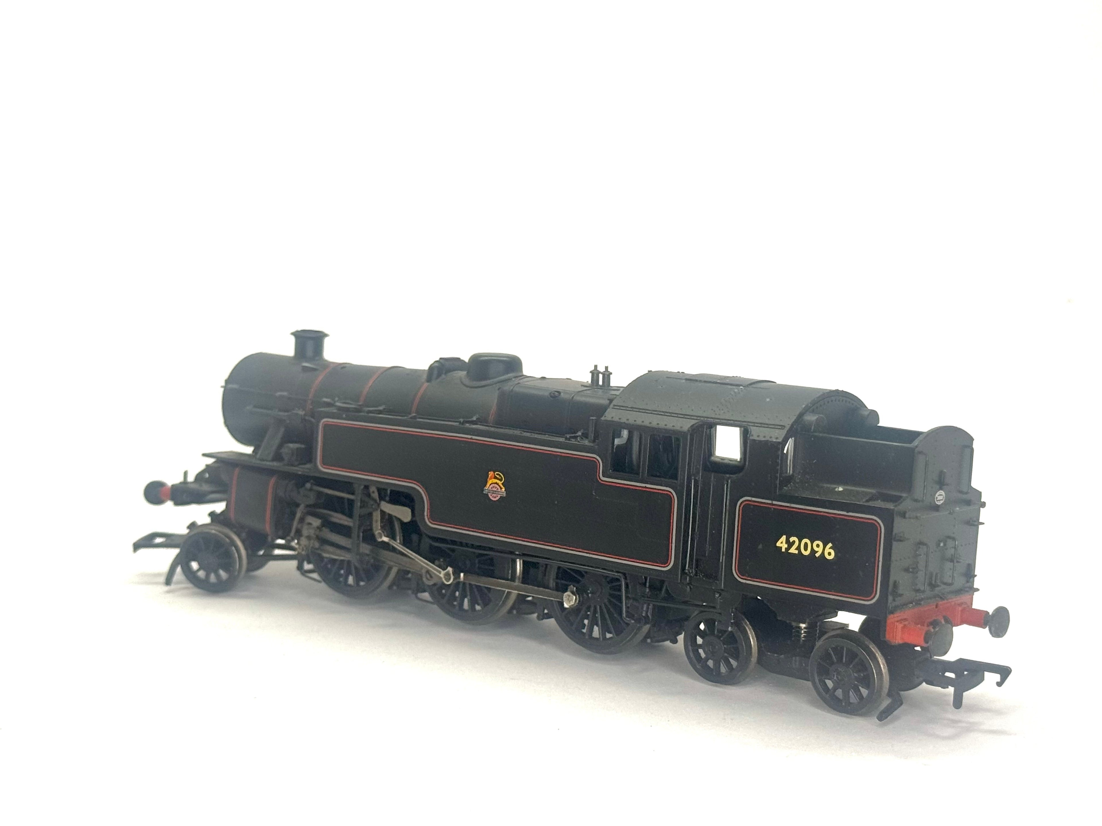 Bachmann Branchline 32-876 Class 4MT Fairburn 2-6-4 tank 42096 in BR lined black