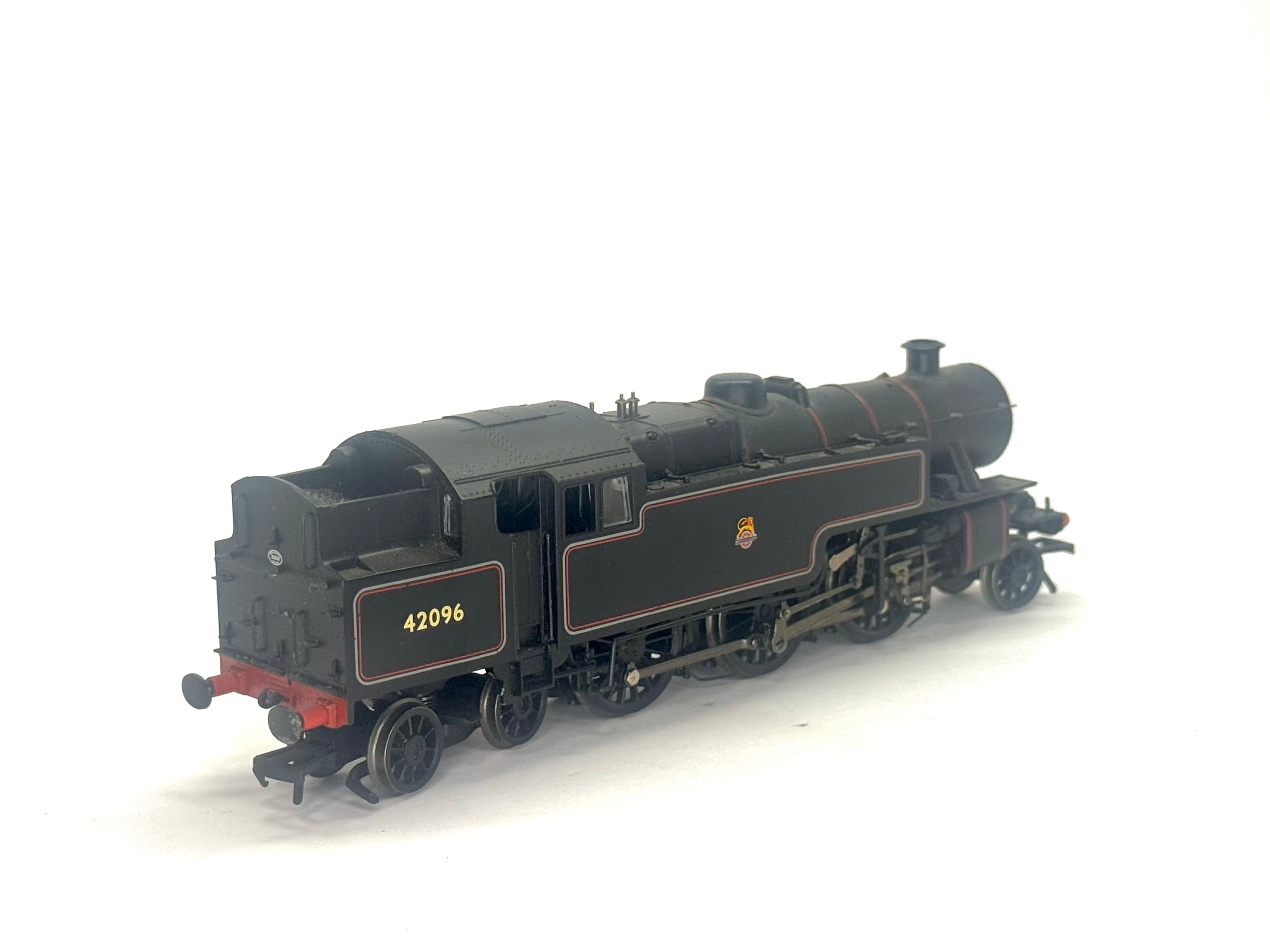 Bachmann Branchline 32-876 Class 4MT Fairburn 2-6-4 tank 42096 in BR lined black