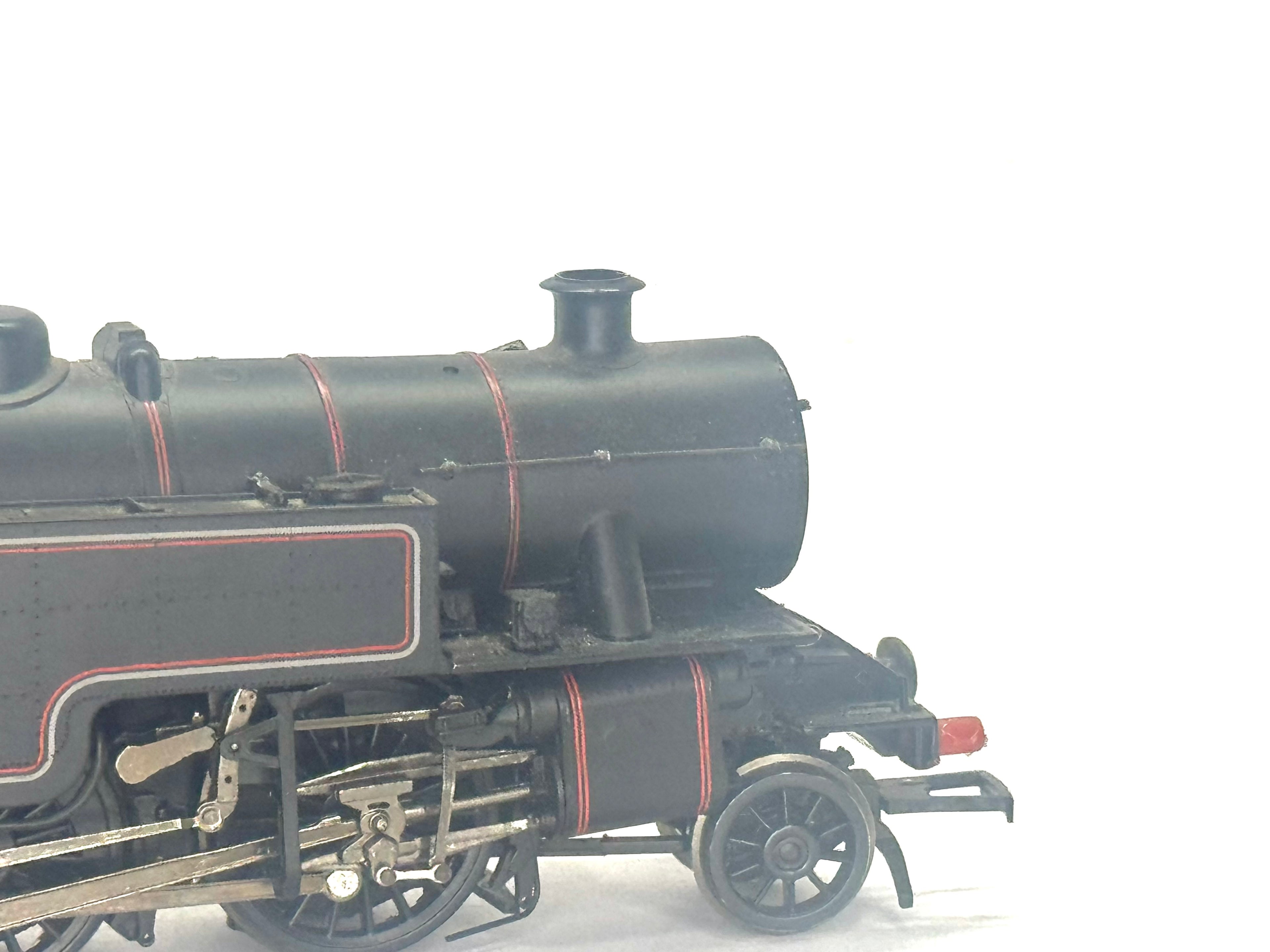 Bachmann Branchline 32-876 Class 4MT Fairburn 2-6-4 tank 42096 in BR lined black