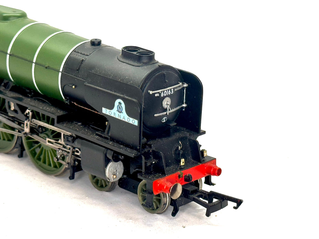 Hornby R3060 Class A1 4-6-2 60163 "Tornado" in BR apple green